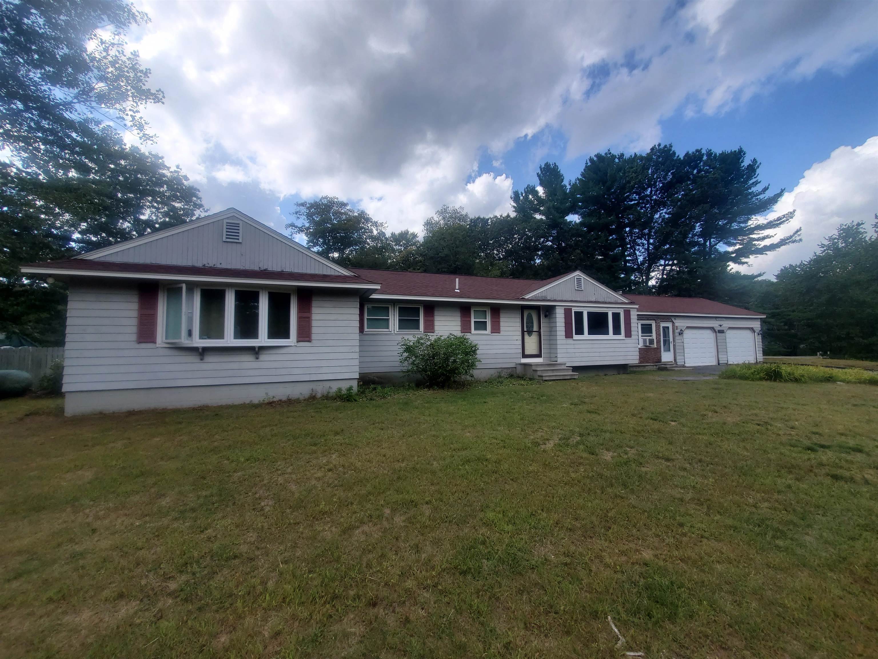 Photo 2 of 60