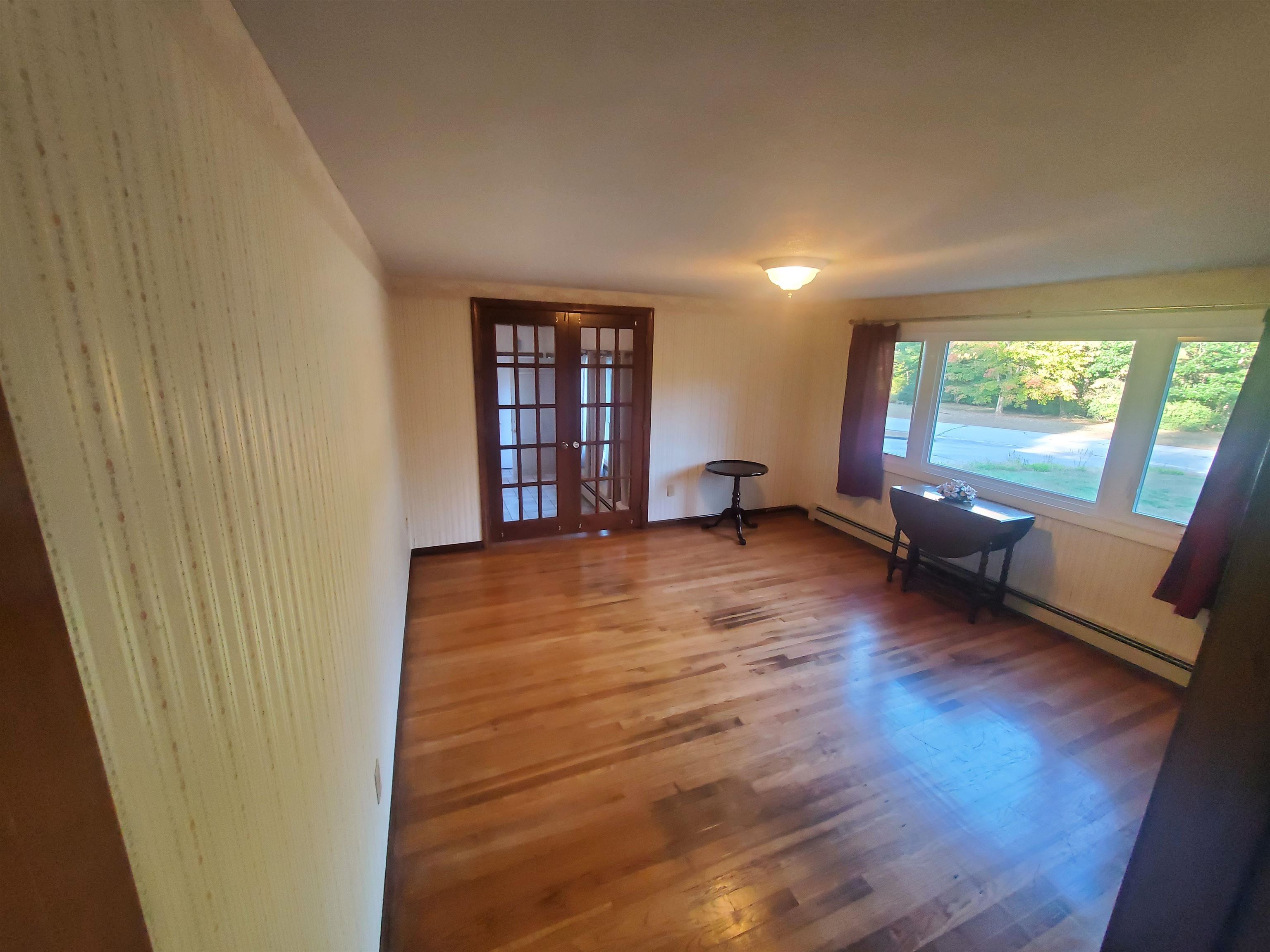 Photo 20 of 60