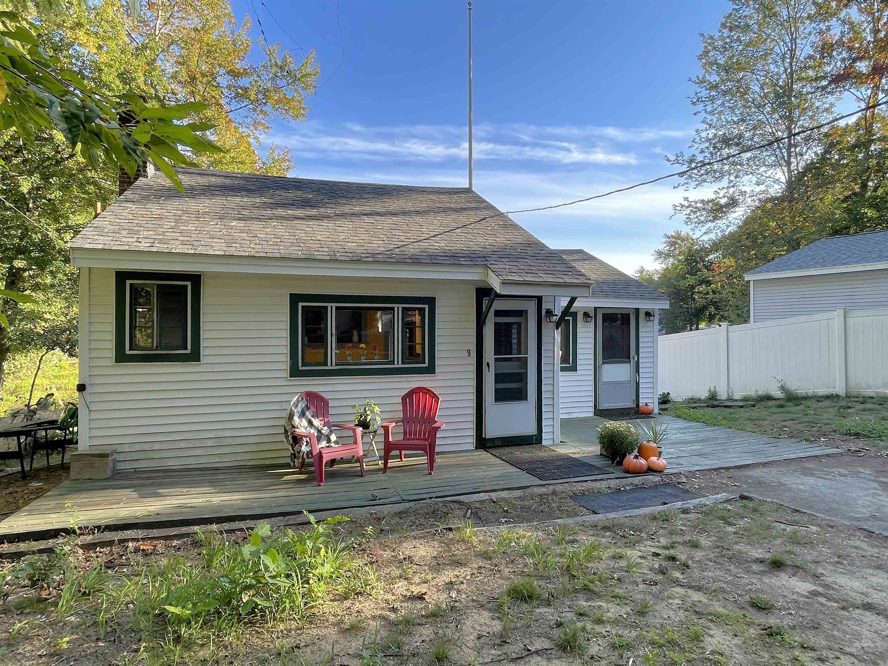 MLS 5063788: 9 Circuit Drive, Kingston NH