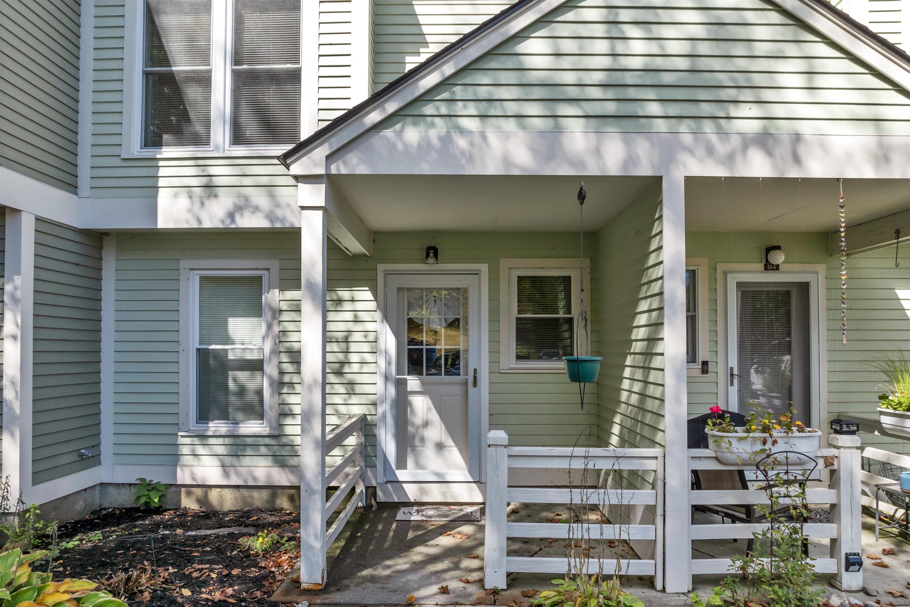 ENFIELD NH Condo for sale $$275,000 | $260 per sq.ft.