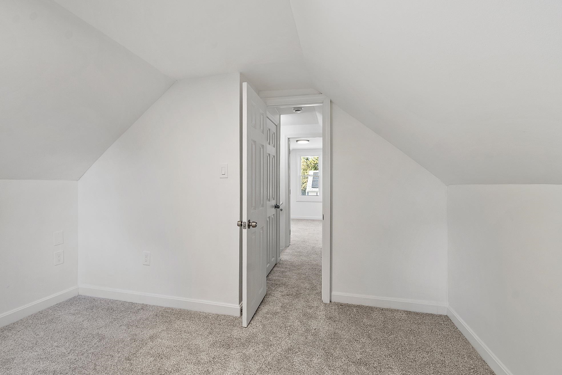 Bedroom 3 24198157