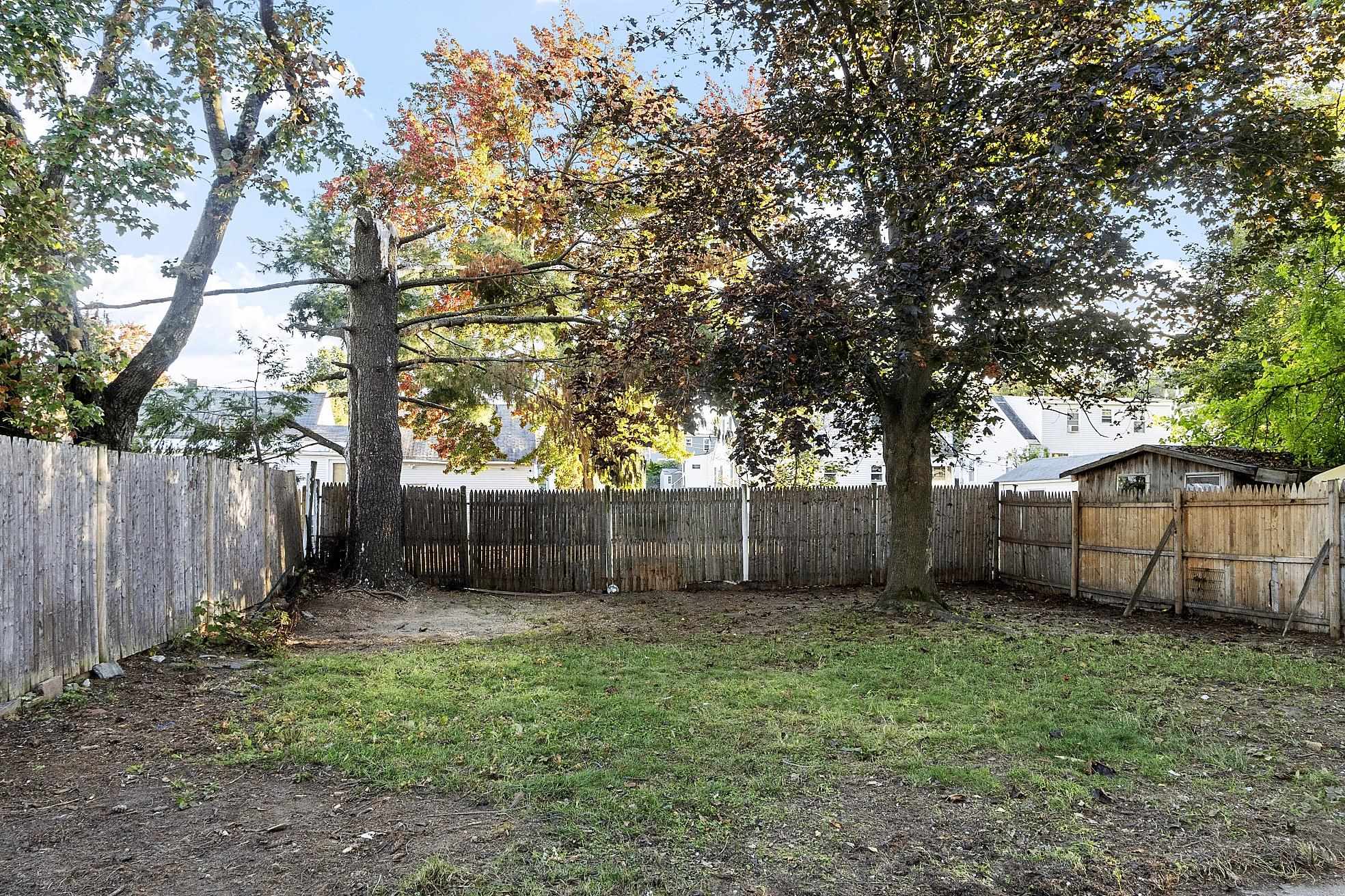 Cute Fenced Backyard! 24198176