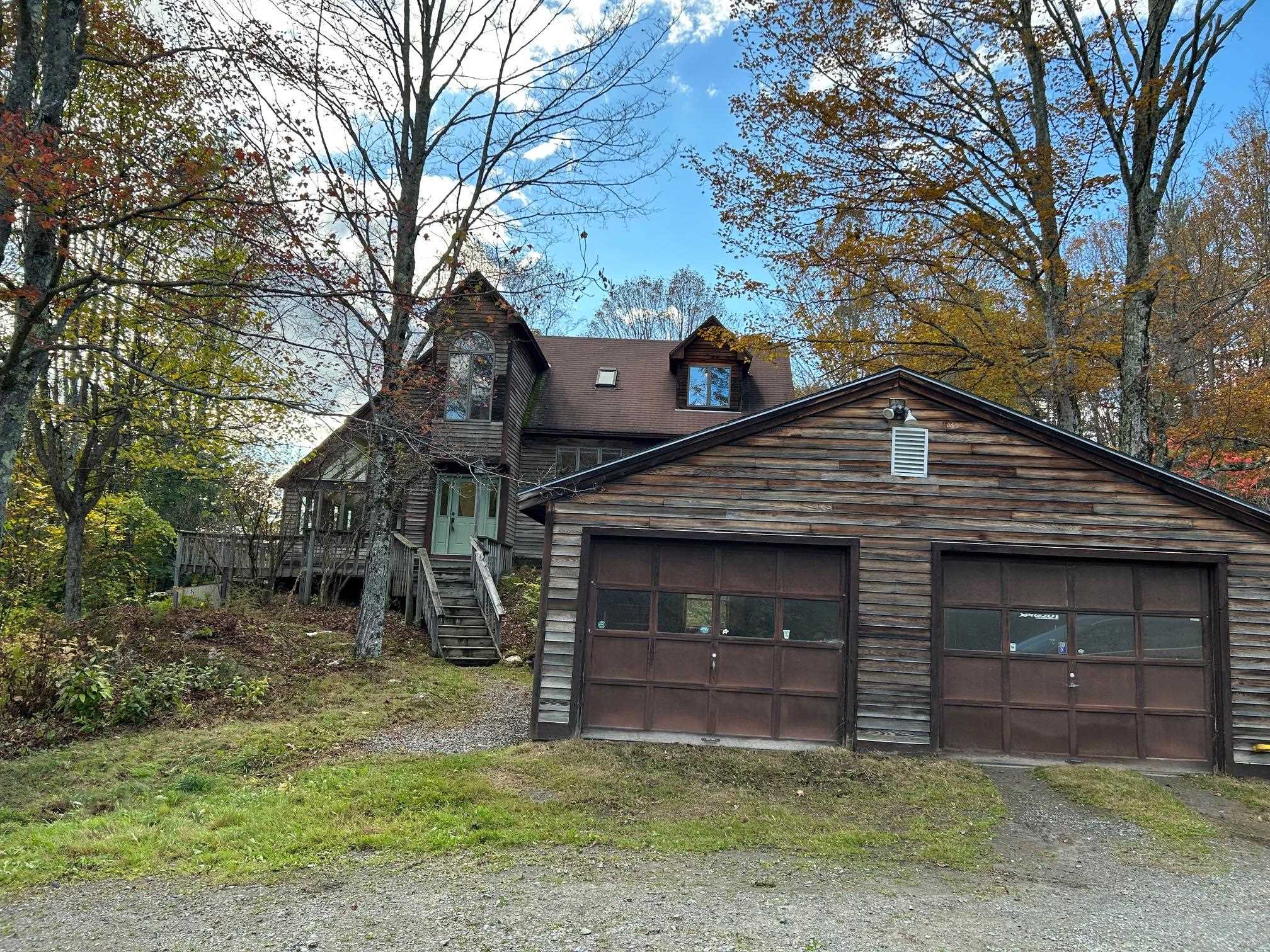 Home with 2 car garage