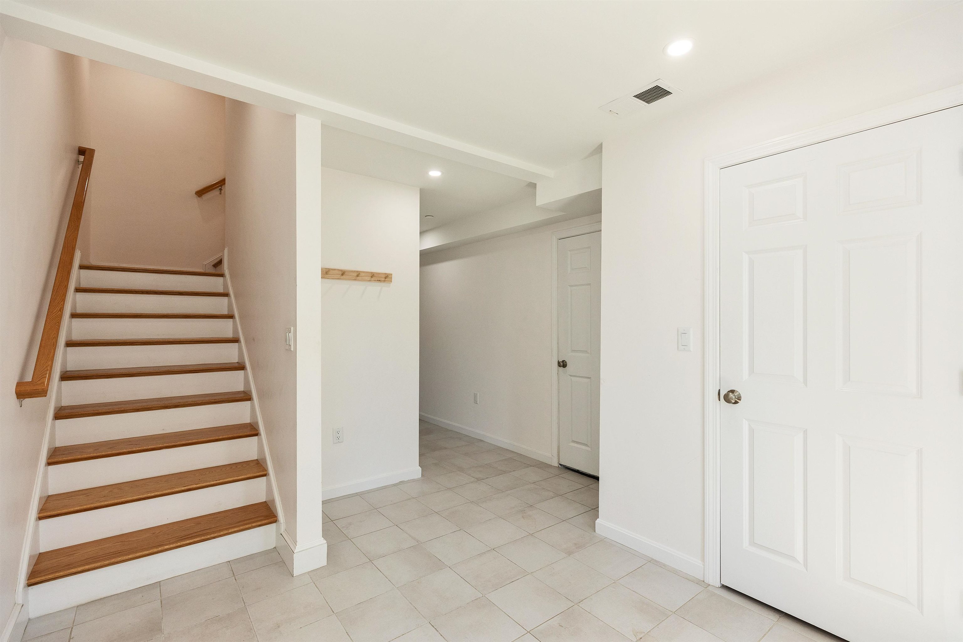 Direct Entry to the Garage. Awesome Mudroom 24204251