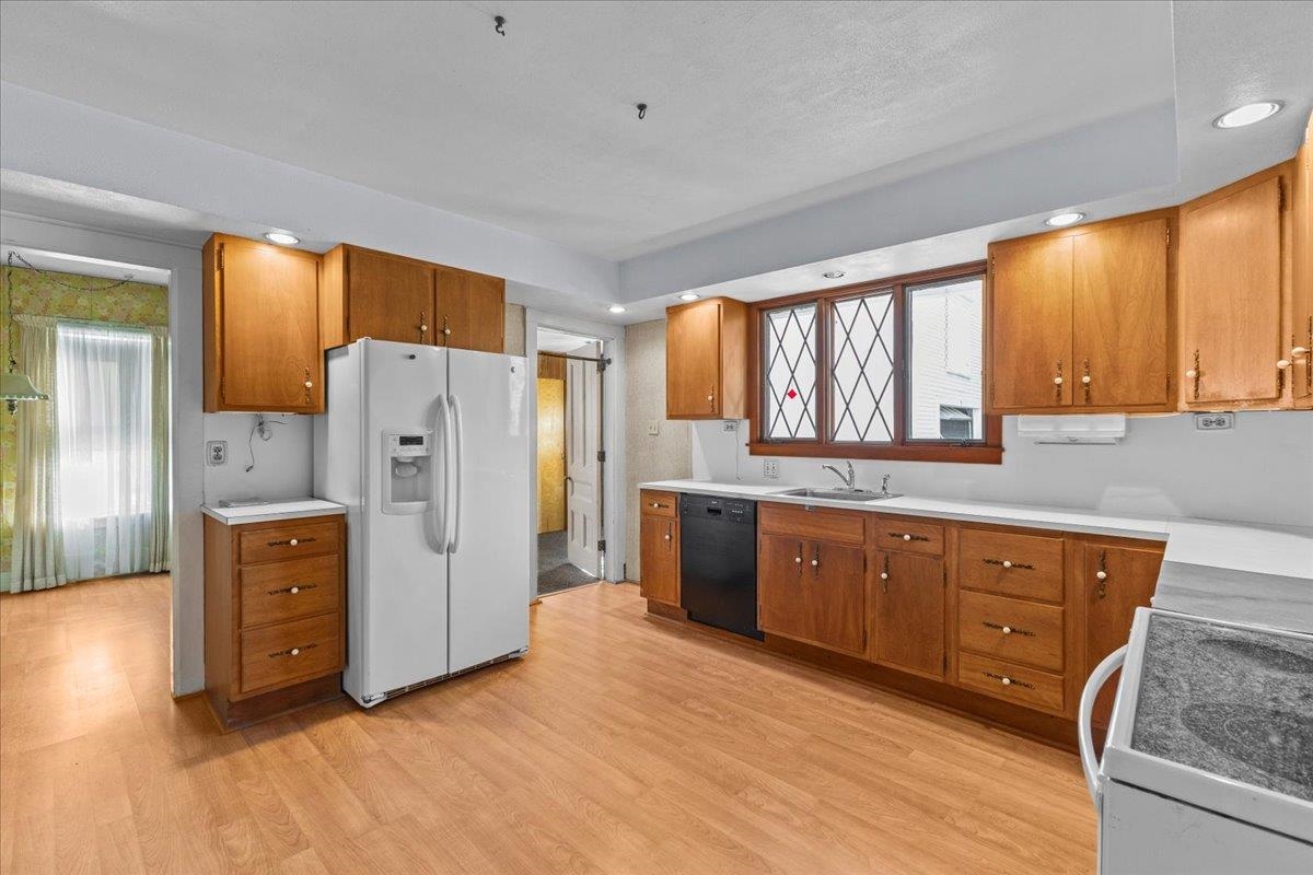 Homes for sale in Morristown, VT | 35 Best St, Morristown, VT 05661 | MLS# 5064088