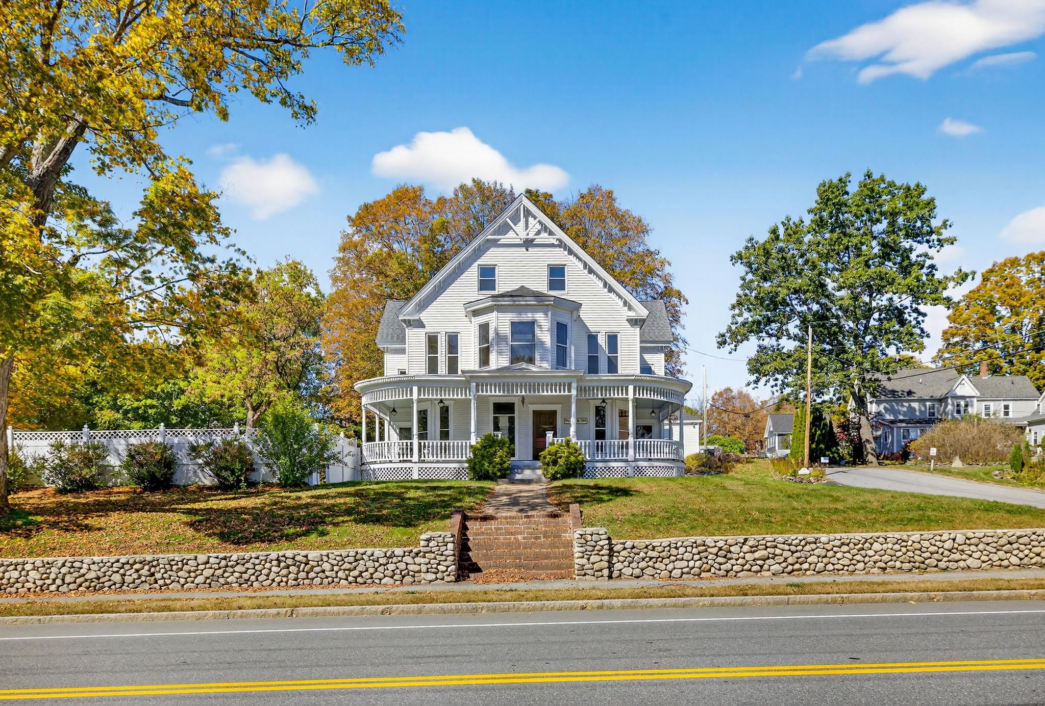 MLS 5064160: 84 East Broadway Street, Derry NH