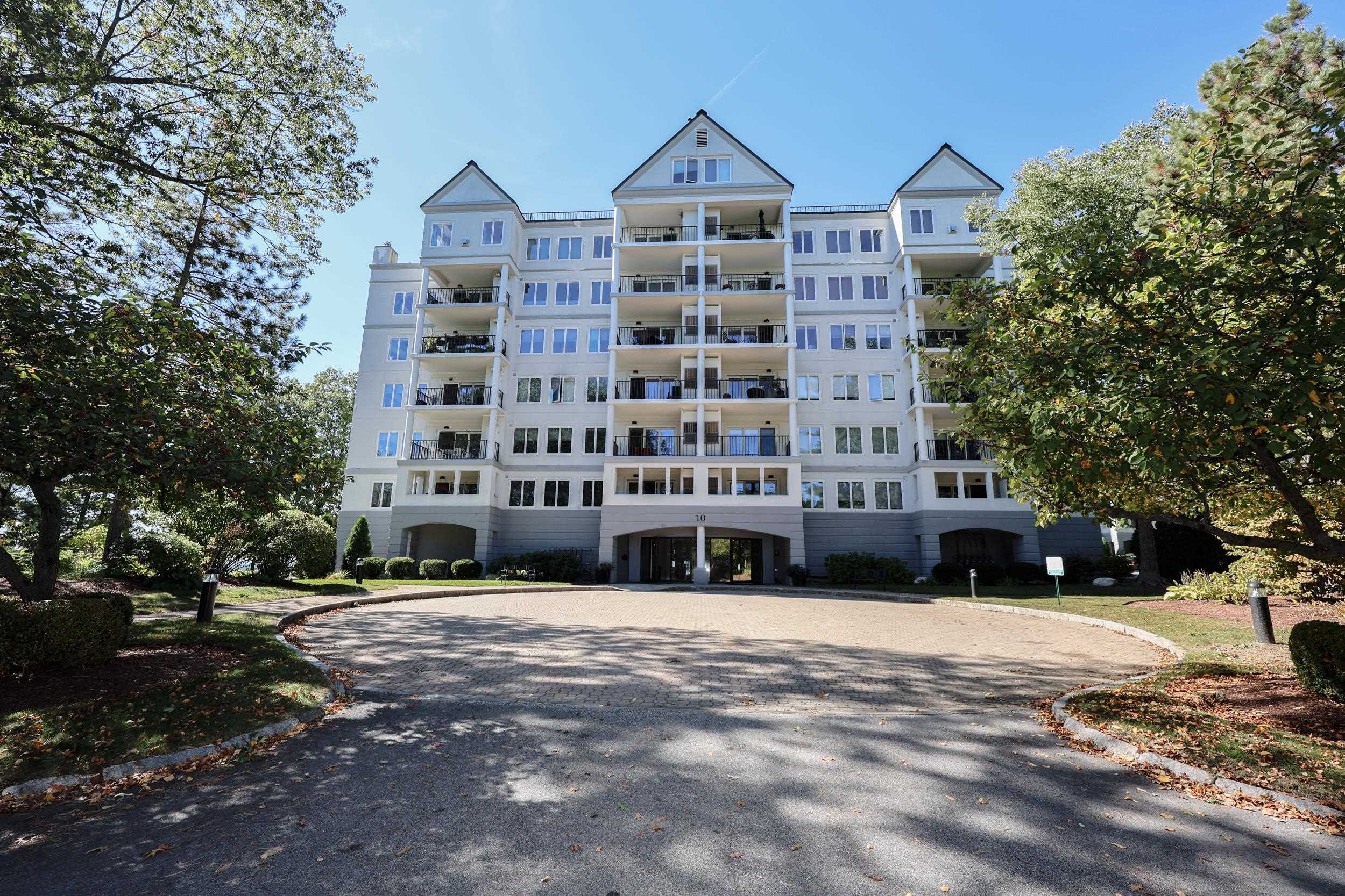 NASHUA NH Condos for sale