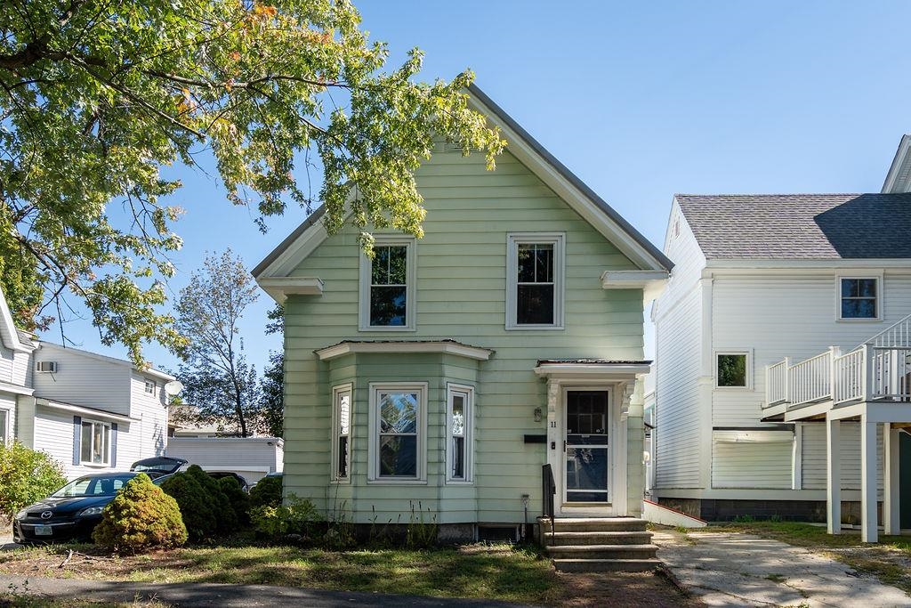 MANCHESTER NH Home for sale $$342,000 | $268 per sq.ft.