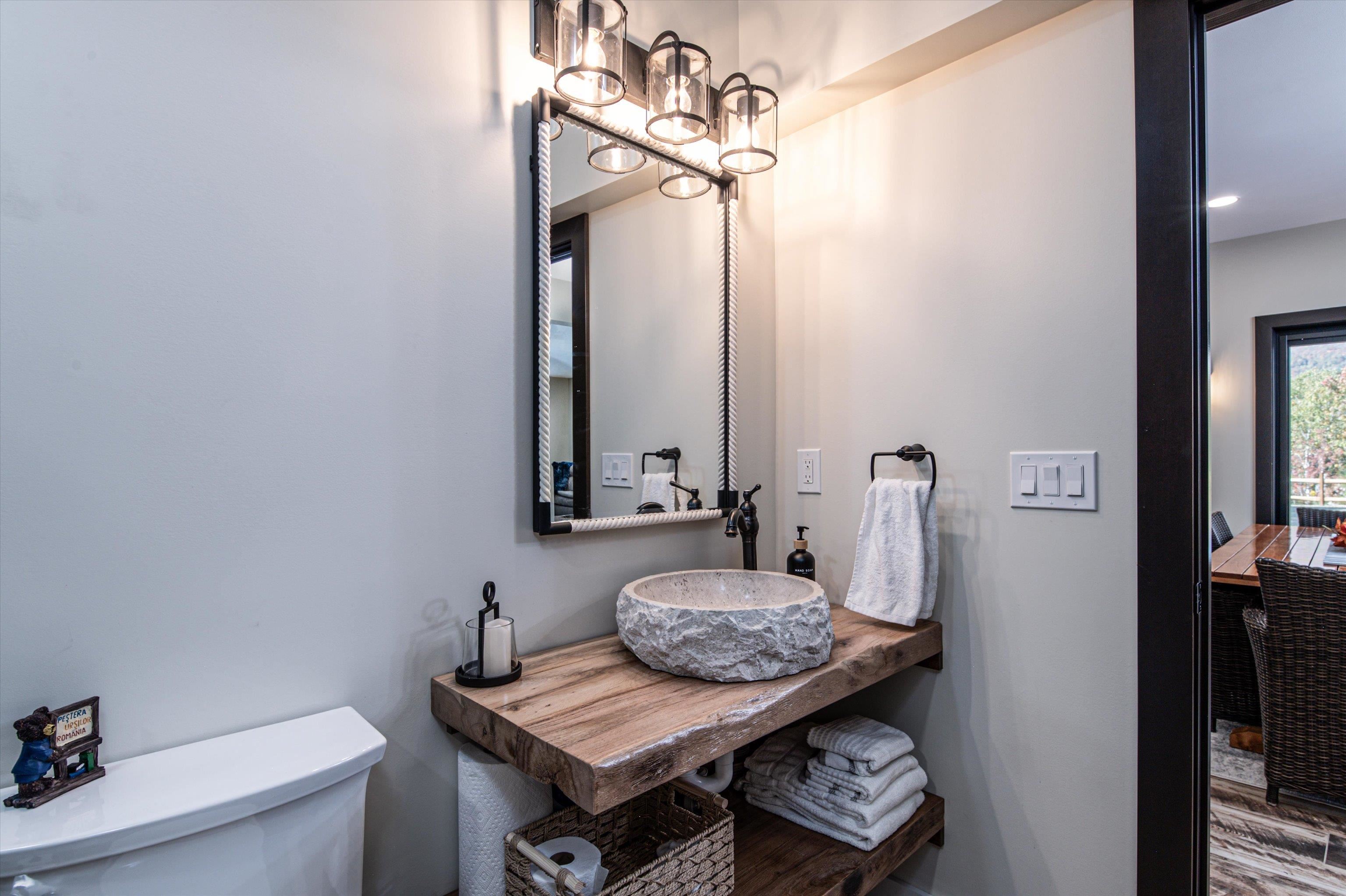 Lower Level 3/4 Bath