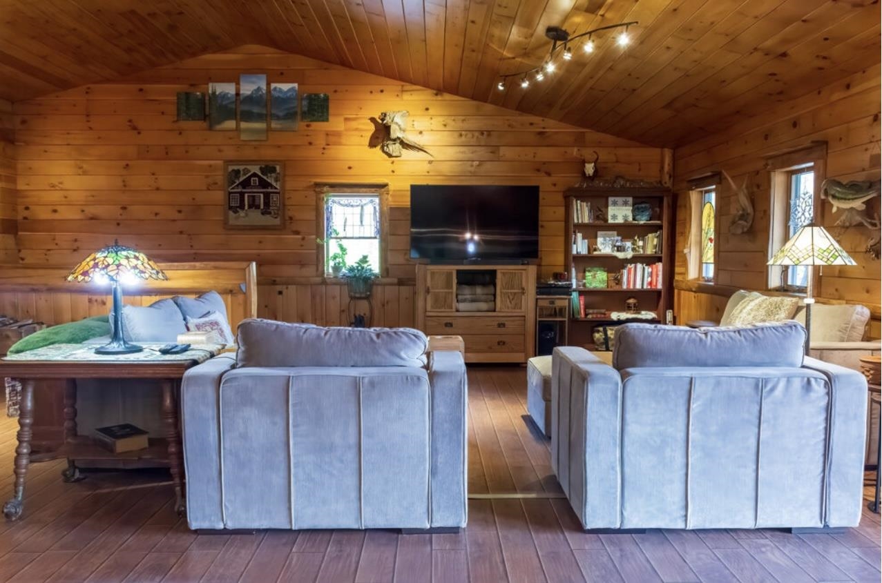 Living Room Area 24183025