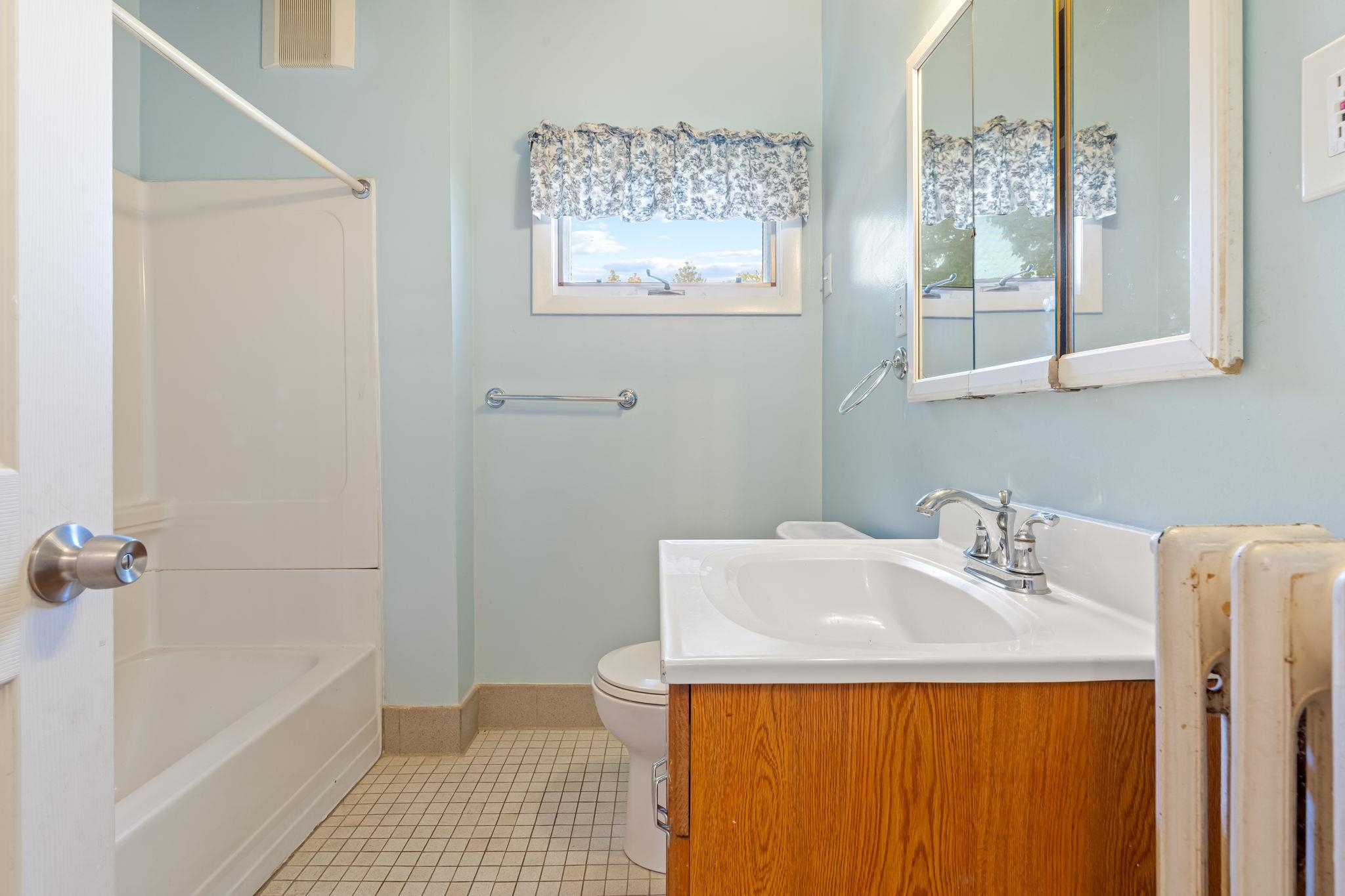 Full Bathroom - Second Floor
