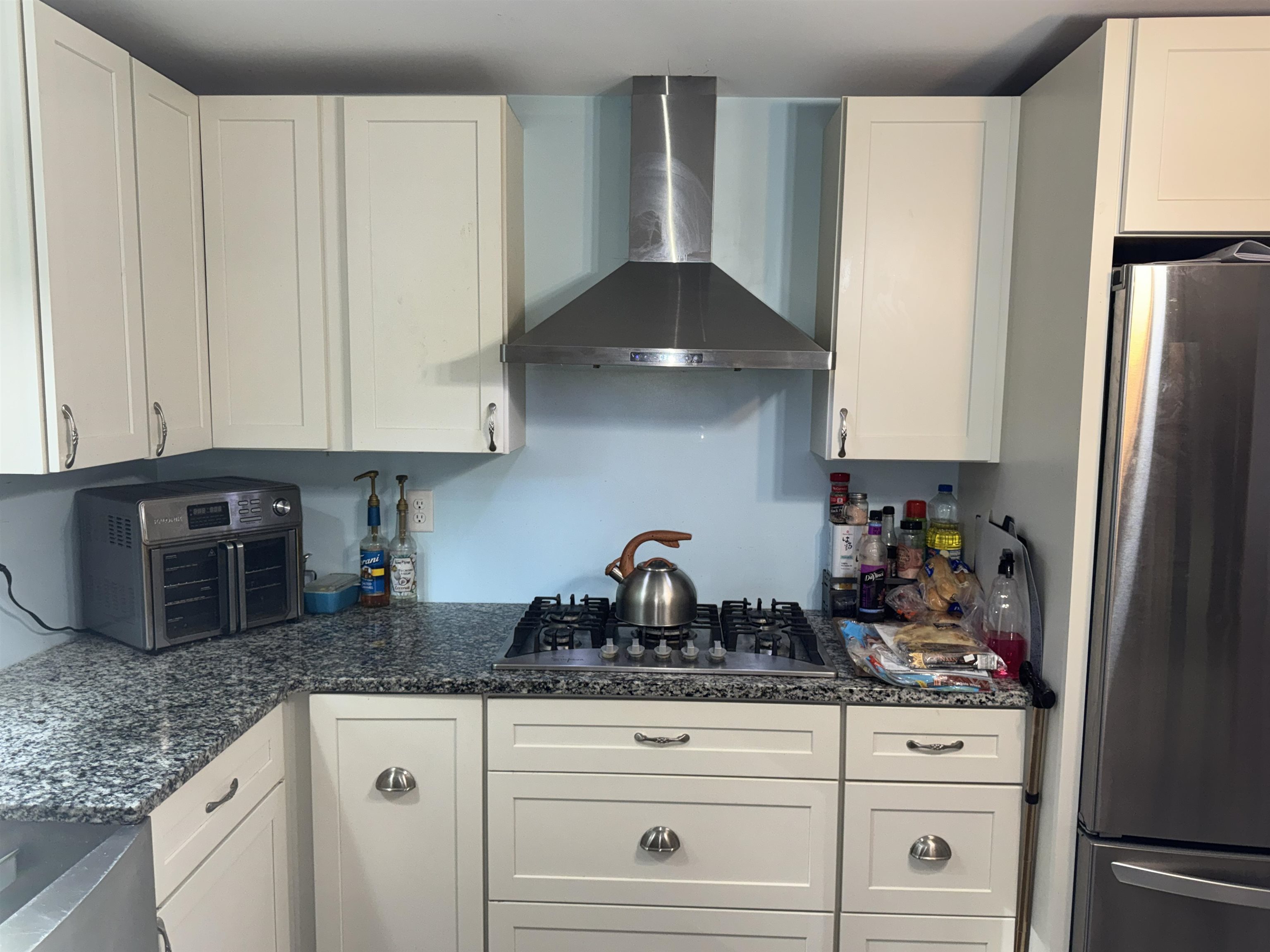 Photo 10 of 24