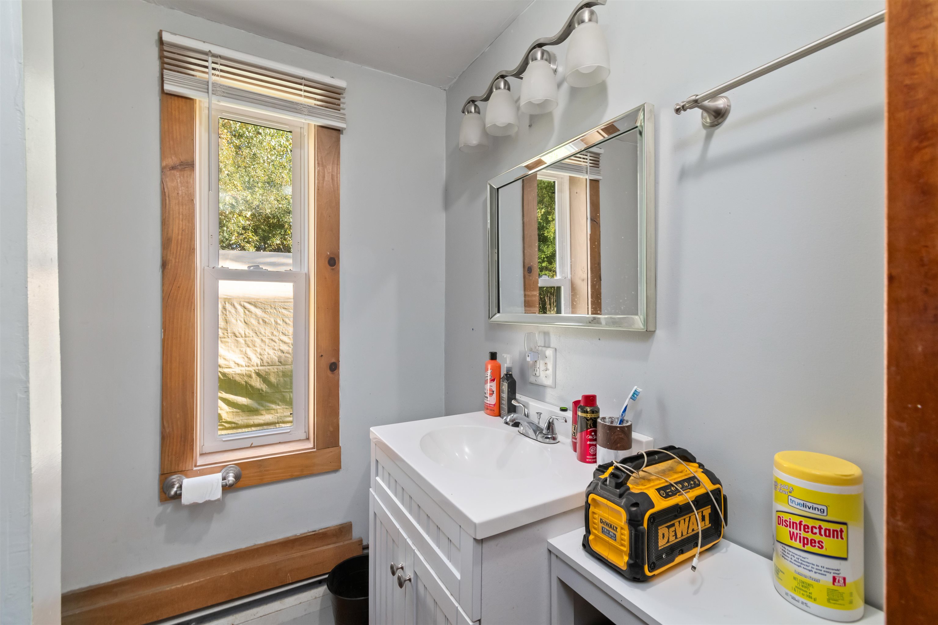 Homes for sale in Enosburg, VT | 104 Laporte Dr, Enosburg, VT 05450 | MLS# 5064444