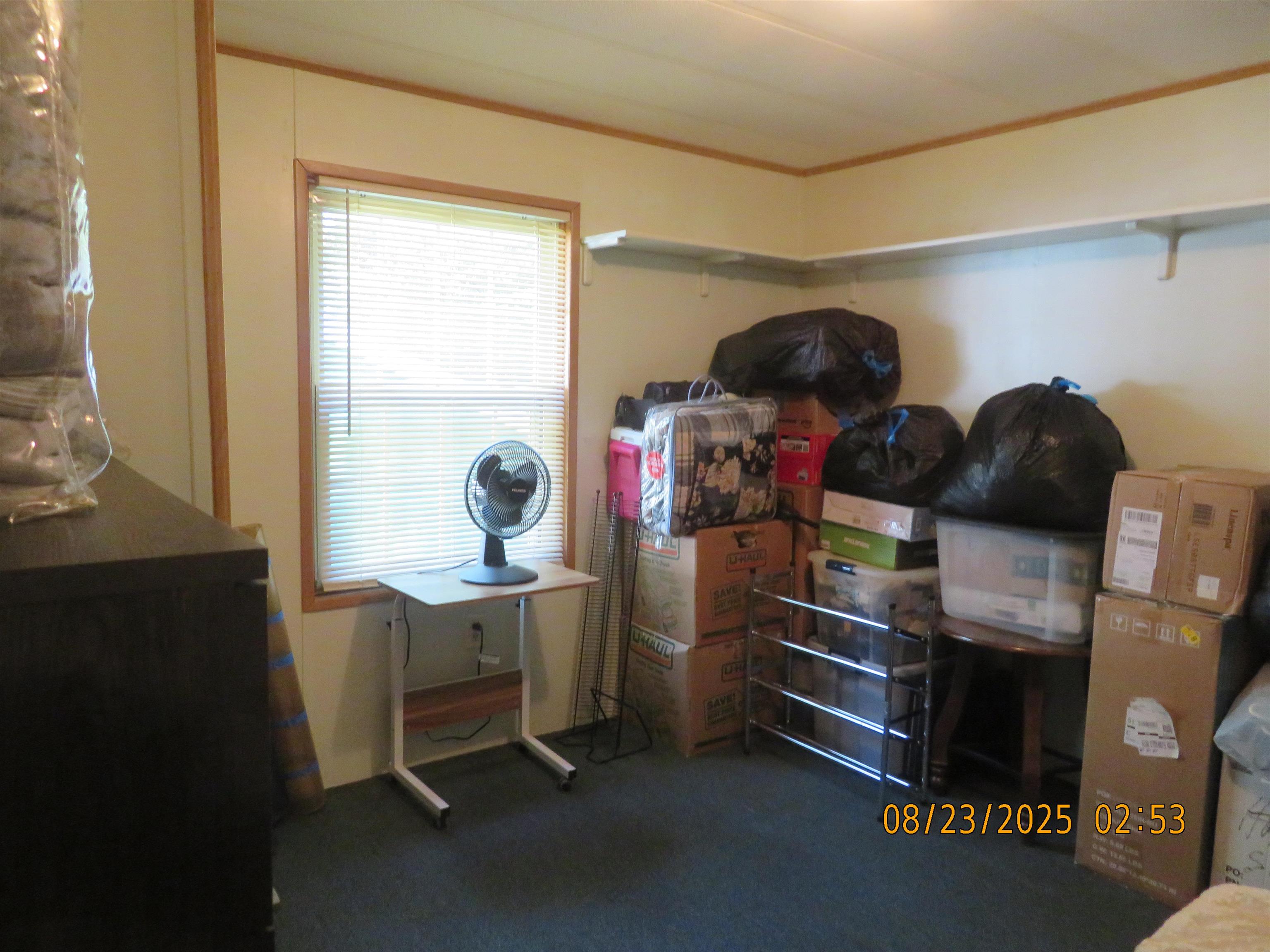 Photo 16 of 23