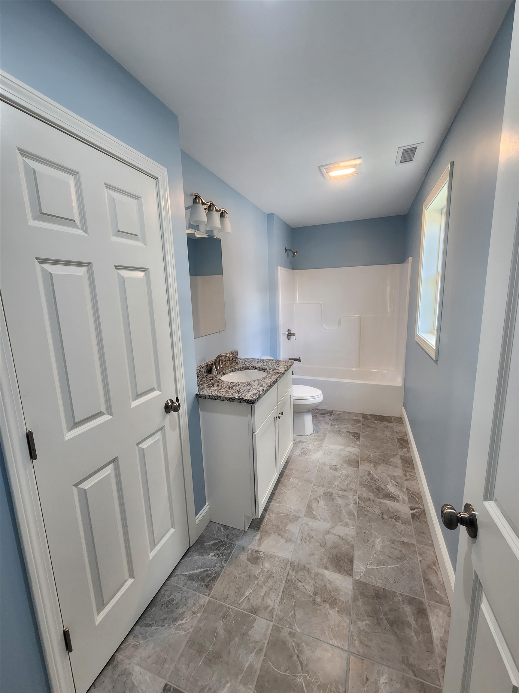 2nd floor bath