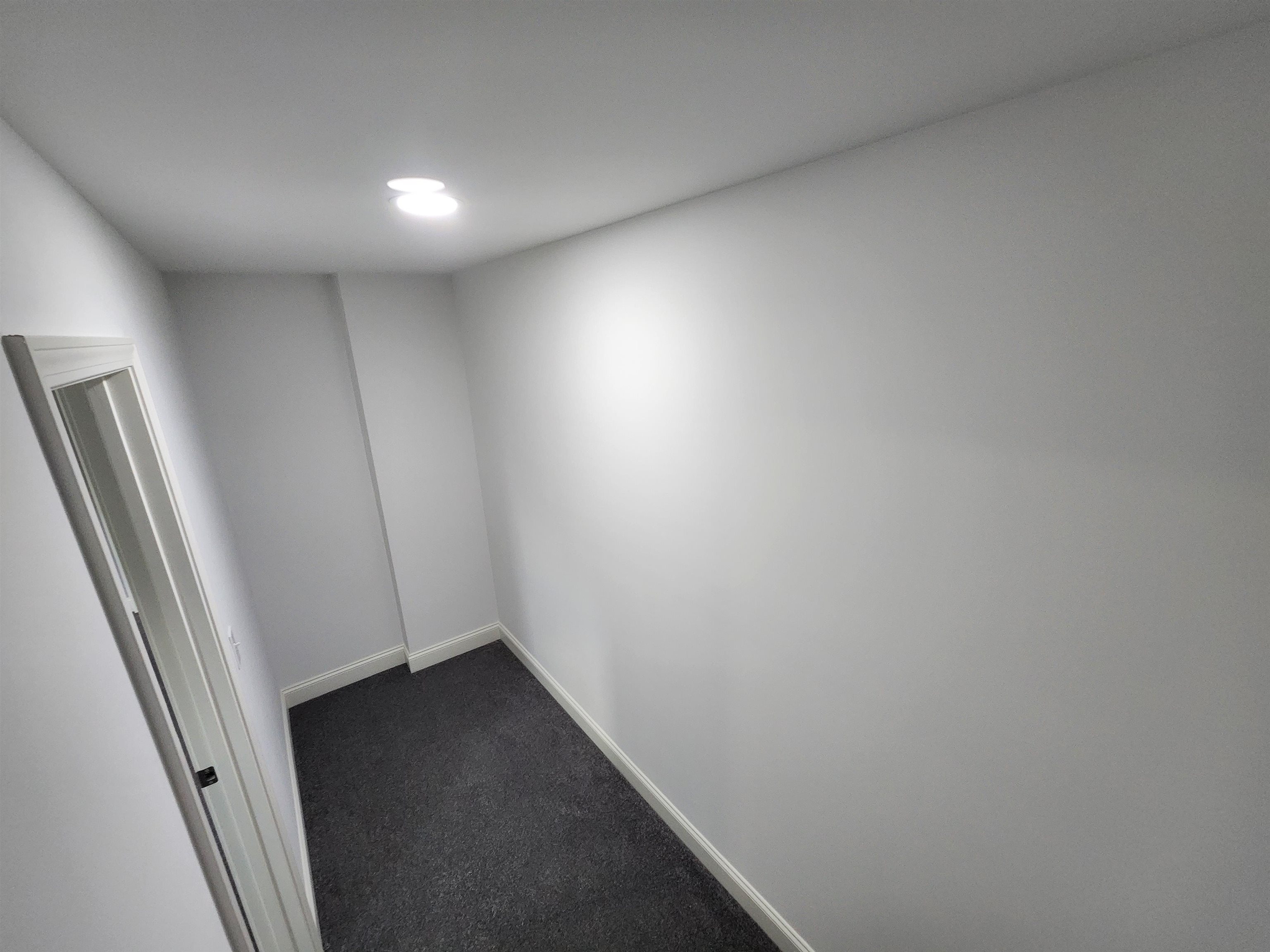 primary bedroom walk in closet