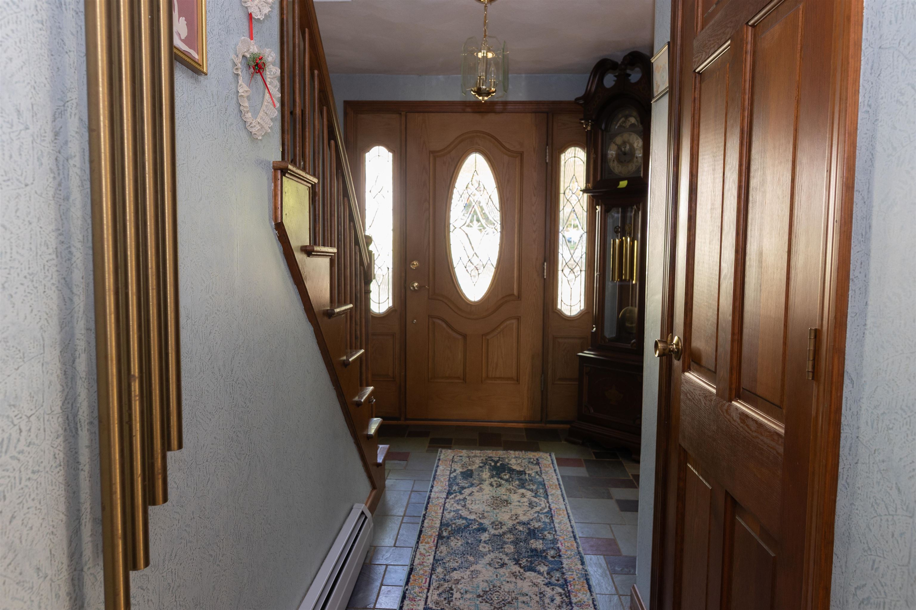 Photo 10 of 28