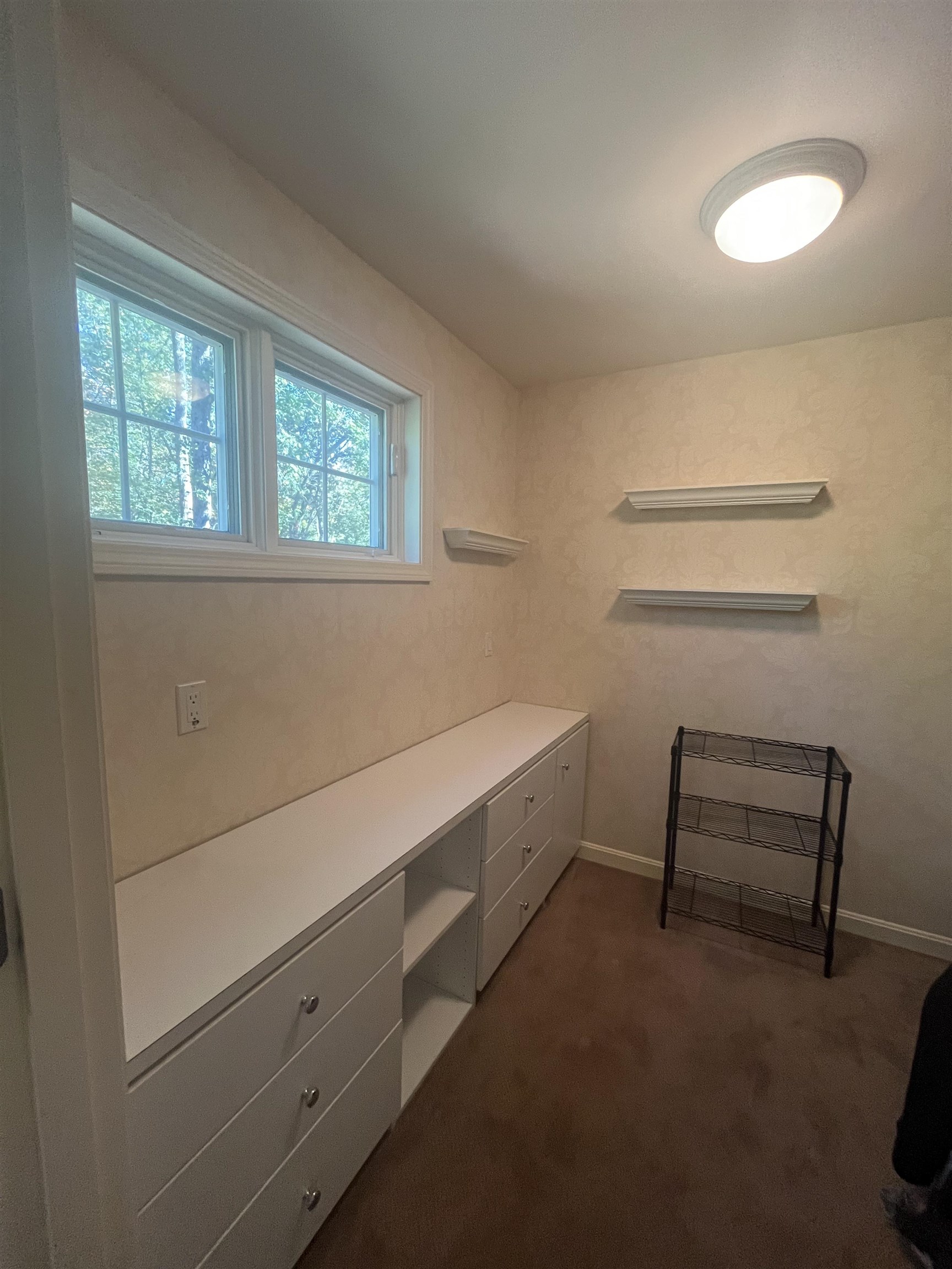 His or Hers Walk-in Closet