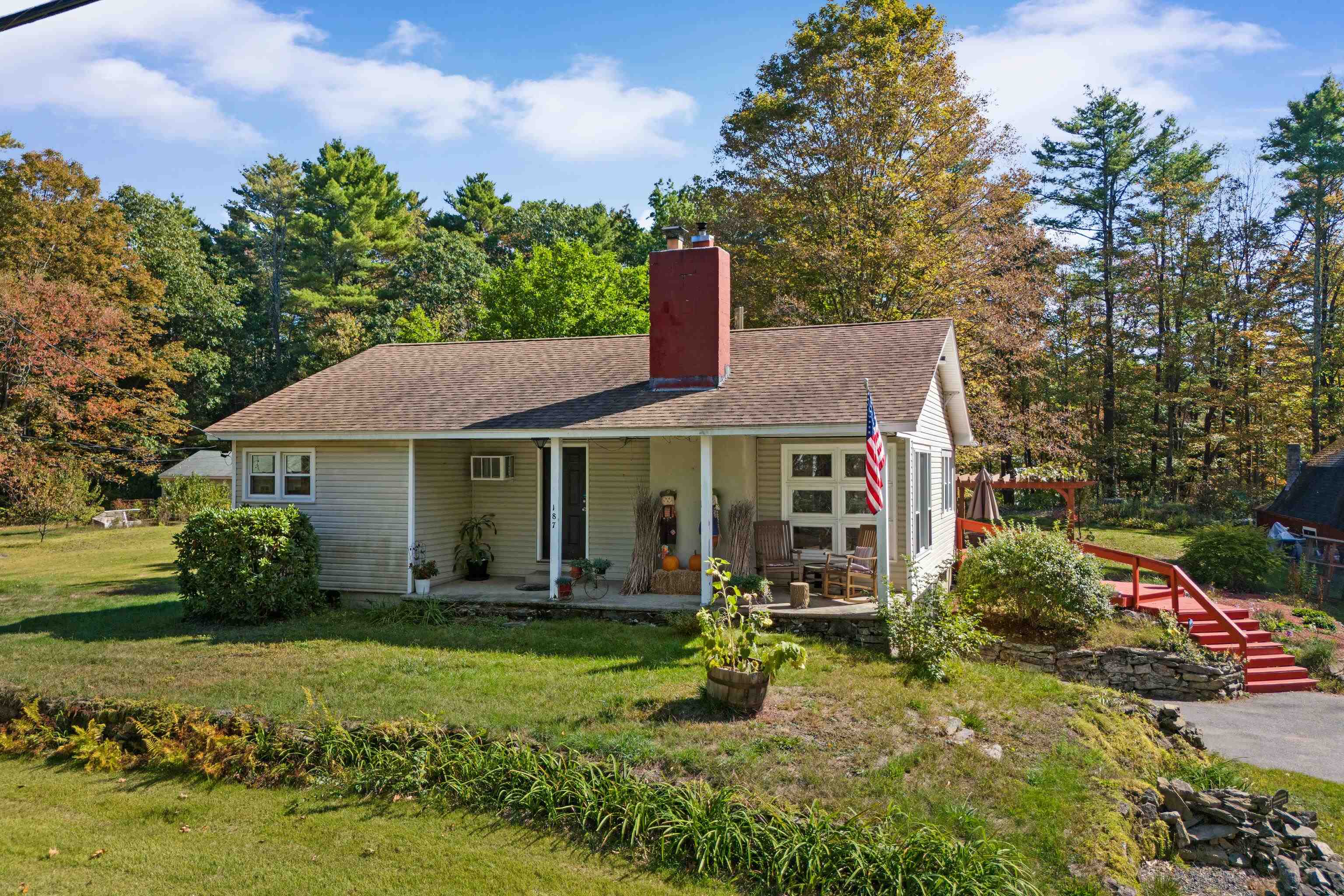 MLS 5064611: 187 Chester Road, Derry NH