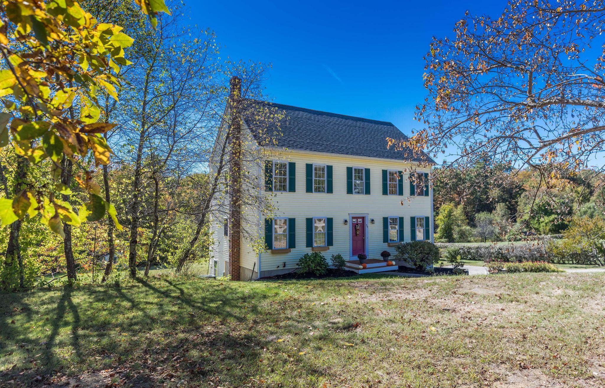 MLS 5064657: 54 Cavil Mill Road, Fremont NH