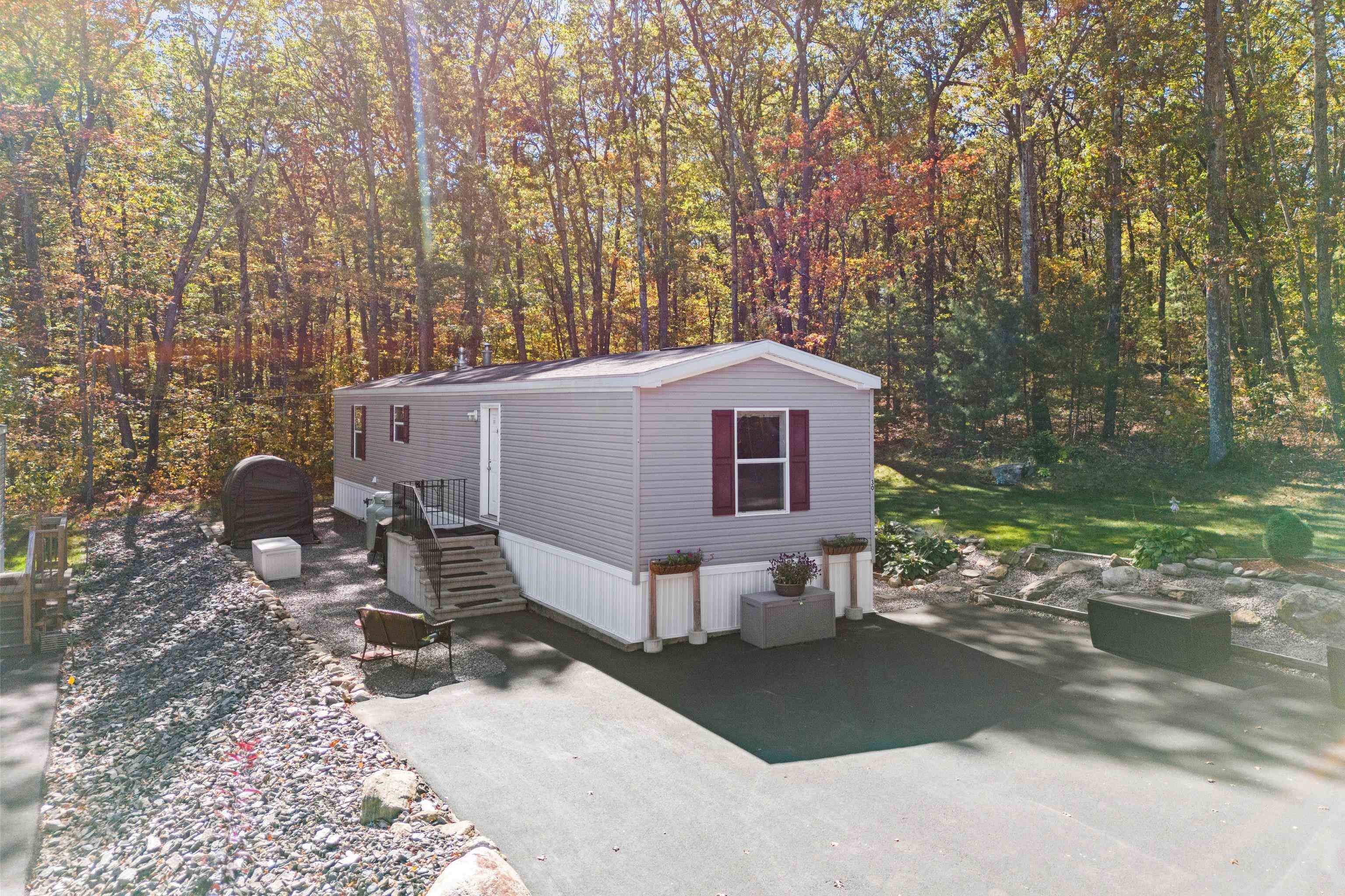 MLS 5064673: 139 Rockingham Road-Unit 30, Derry NH