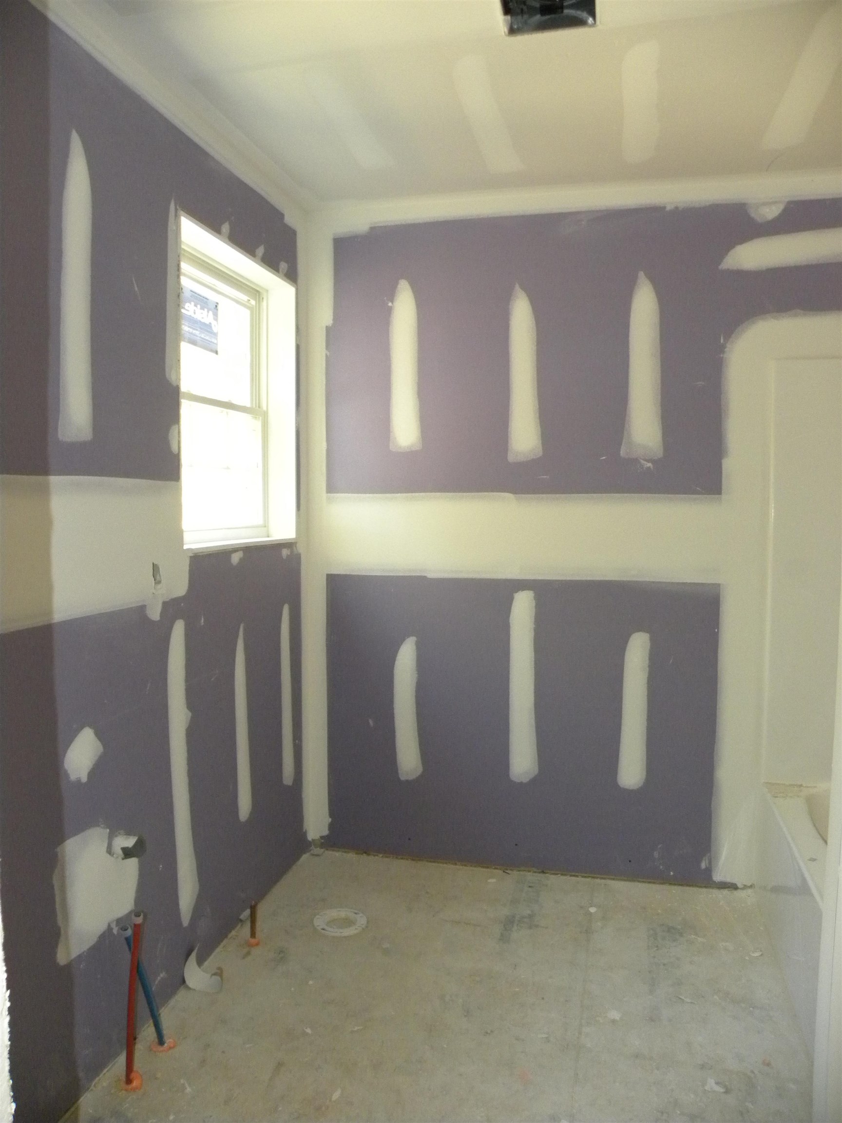 Main Bath 24236609