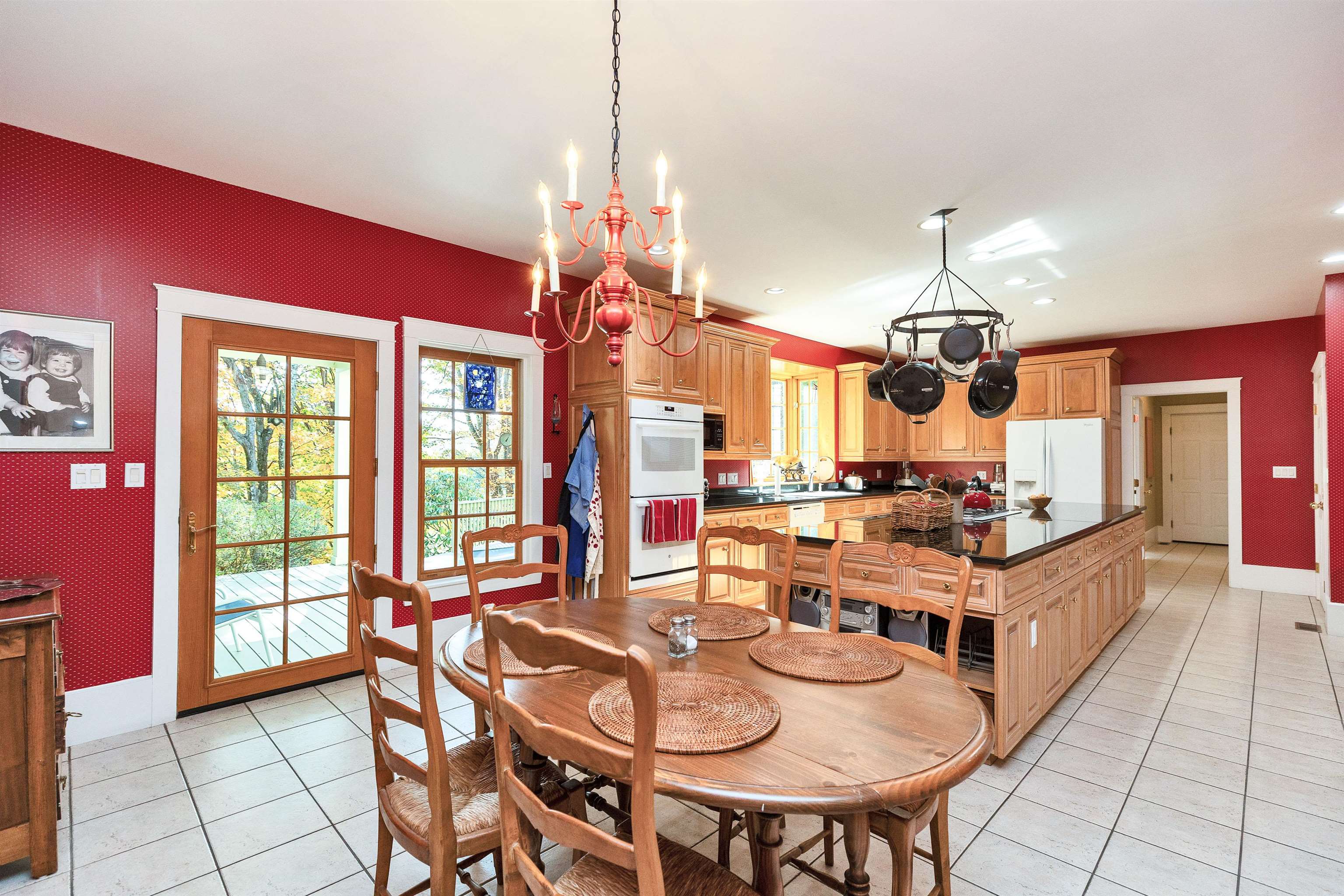 Large Airy Rooms