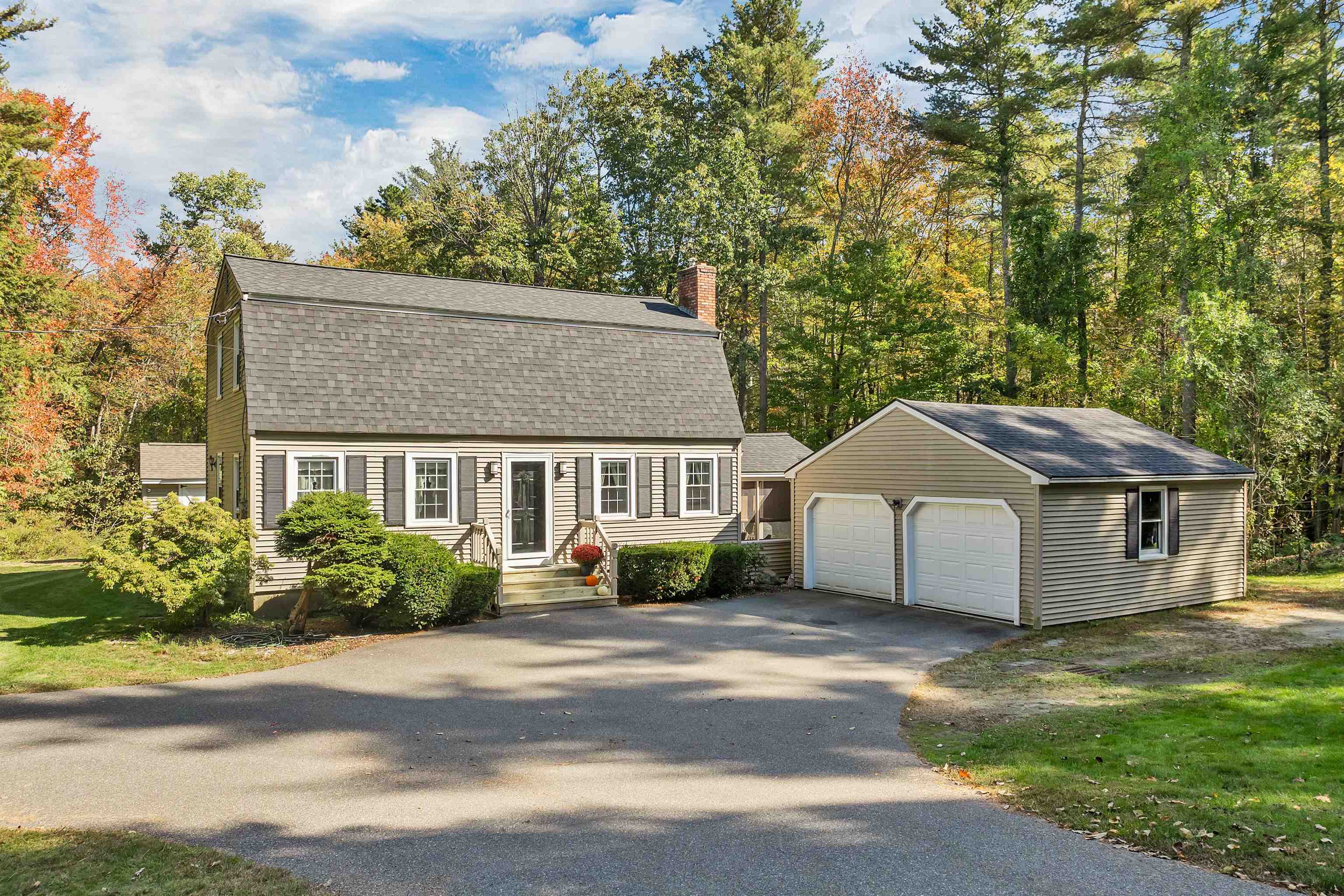 MLS 5064929: 48 Londonderry Road, Windham NH