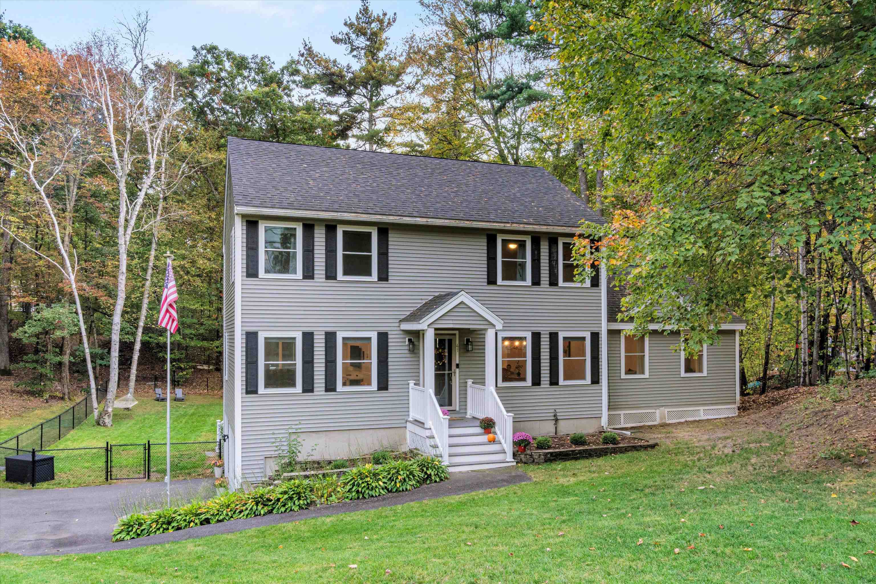 MLS 5064945: 41 Century Lane, Litchfield NH