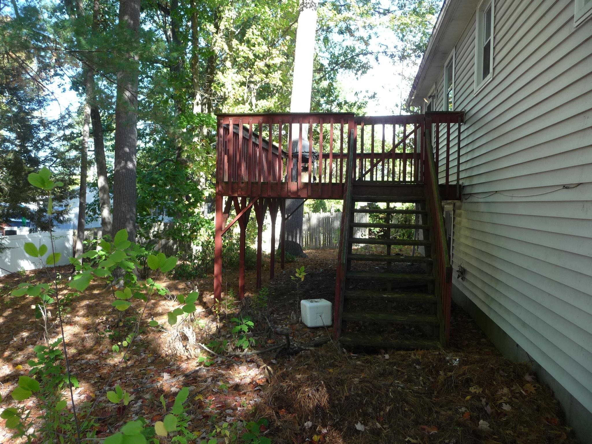 Photo 19 of 27