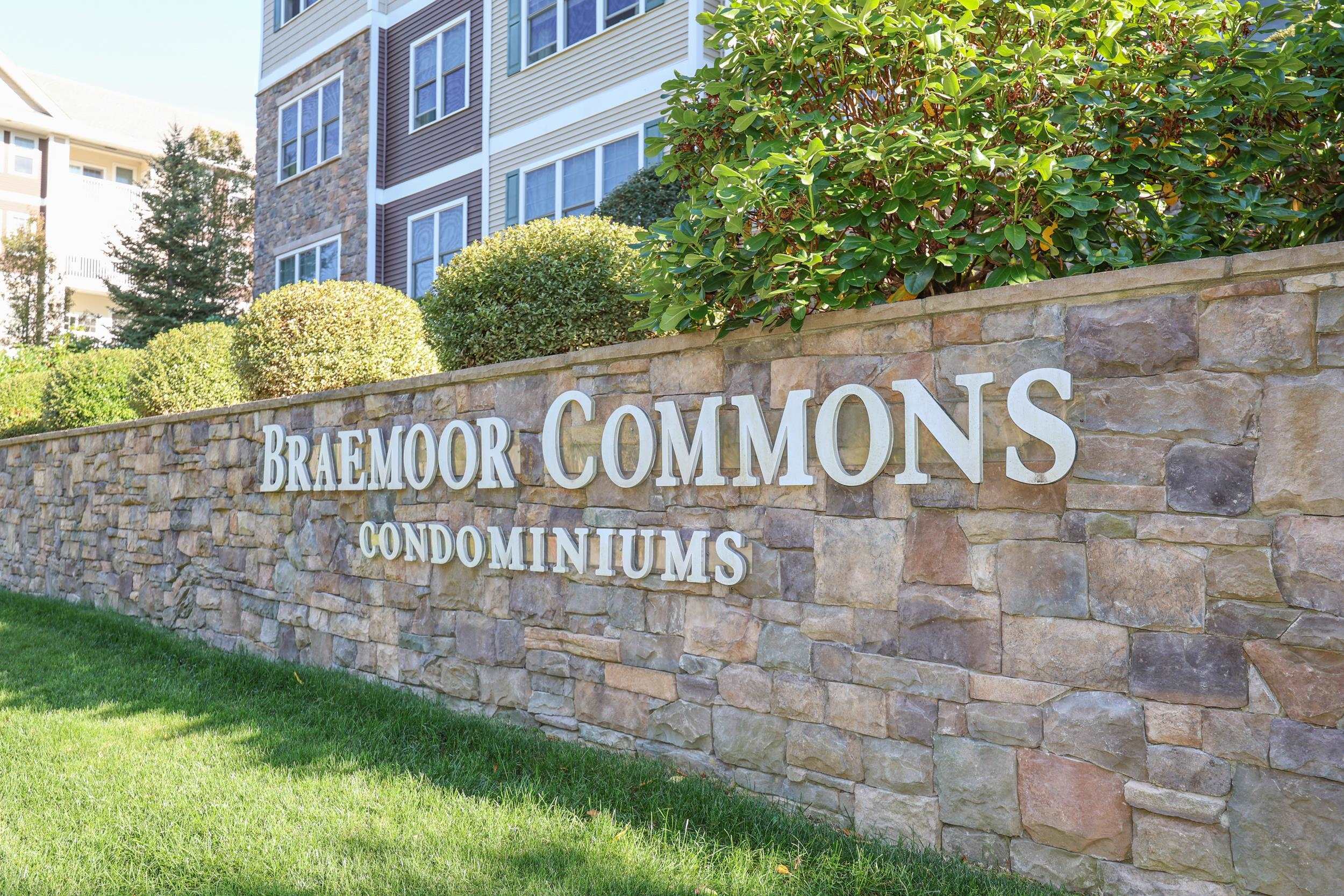 MLS 5065160: 10 Braemoor Woods Road-Unit 202, Salem NH