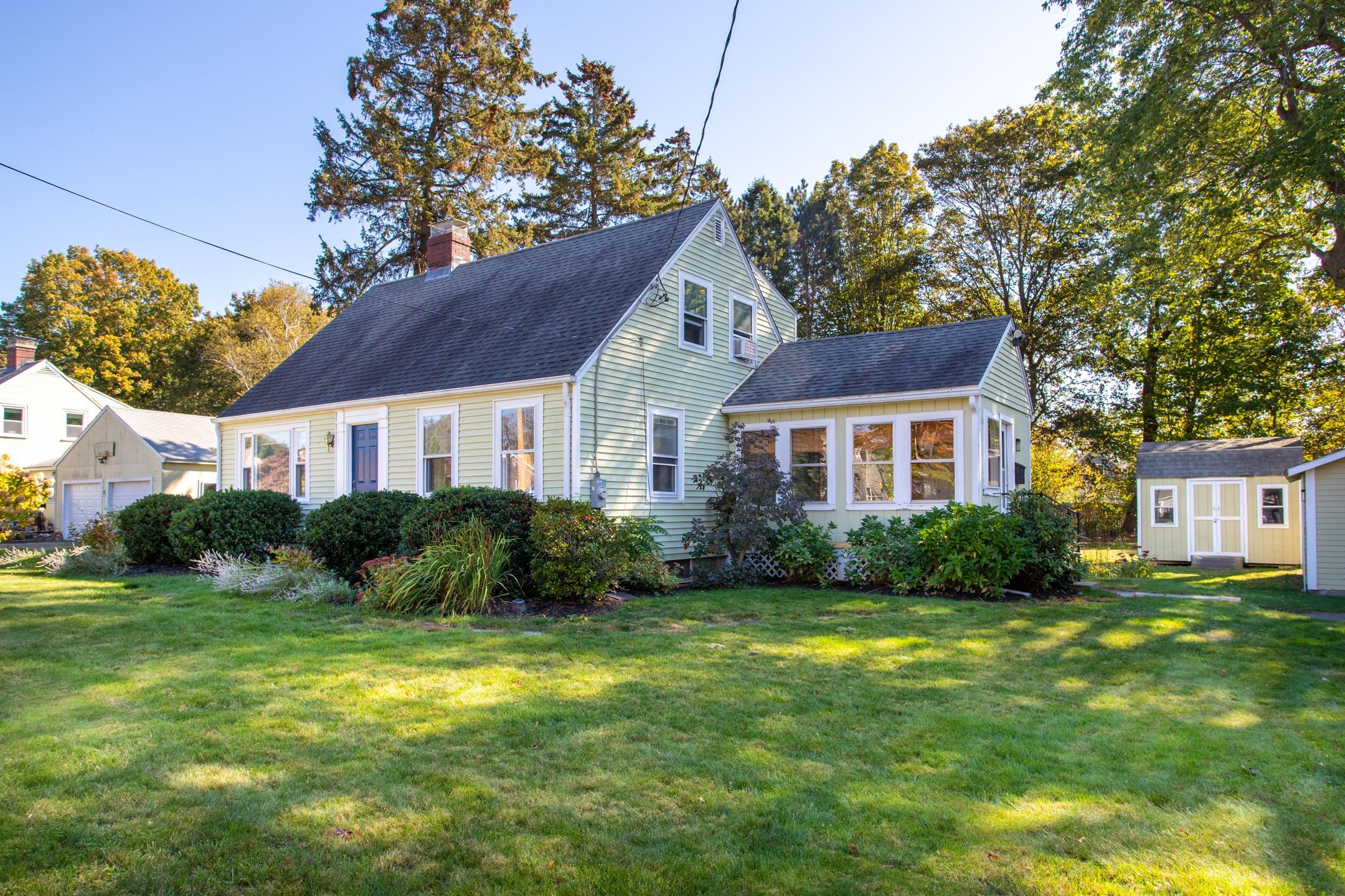 MLS 5065185: 7 Moulton Road, Hampton NH