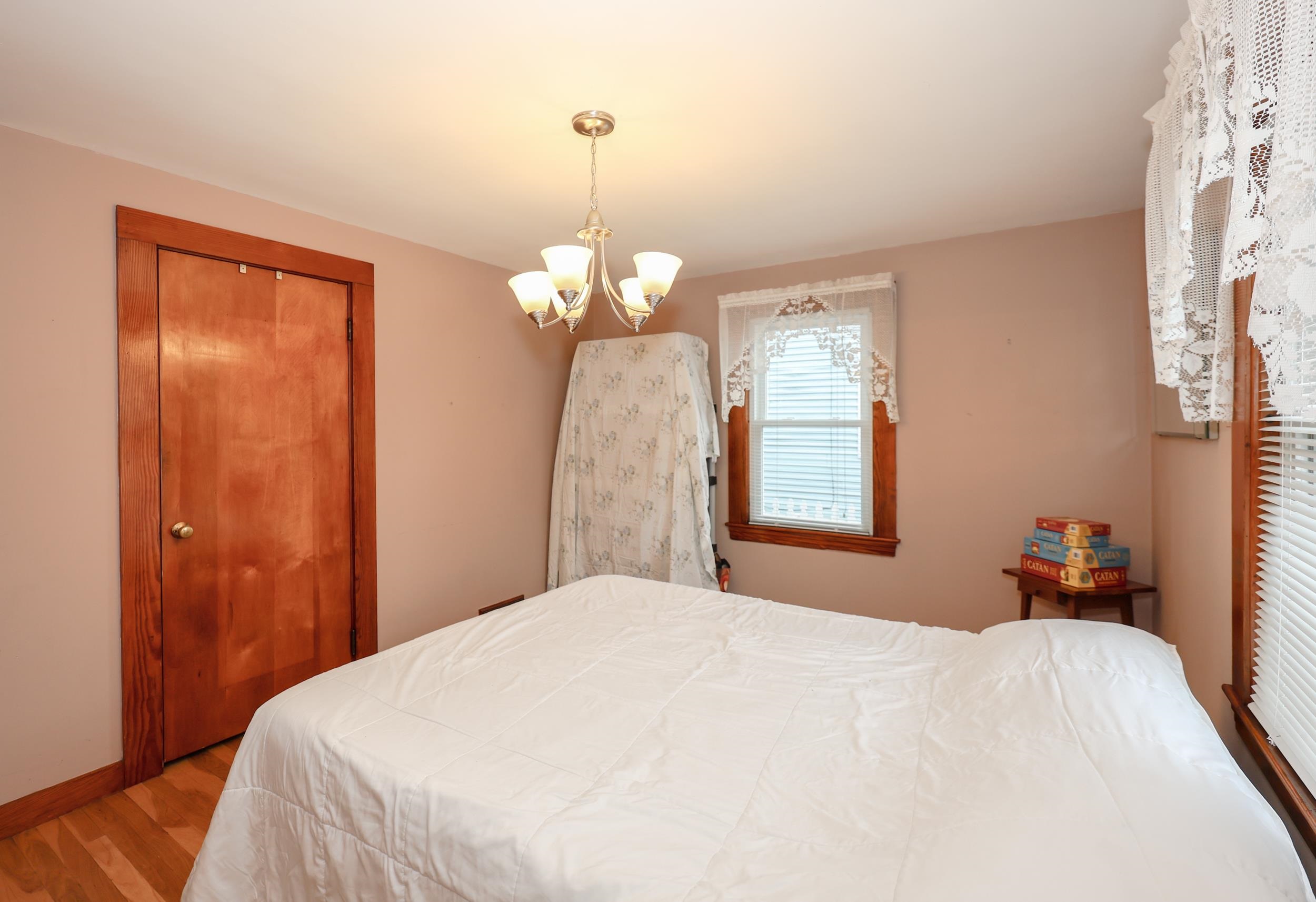 Photo 14 of 20