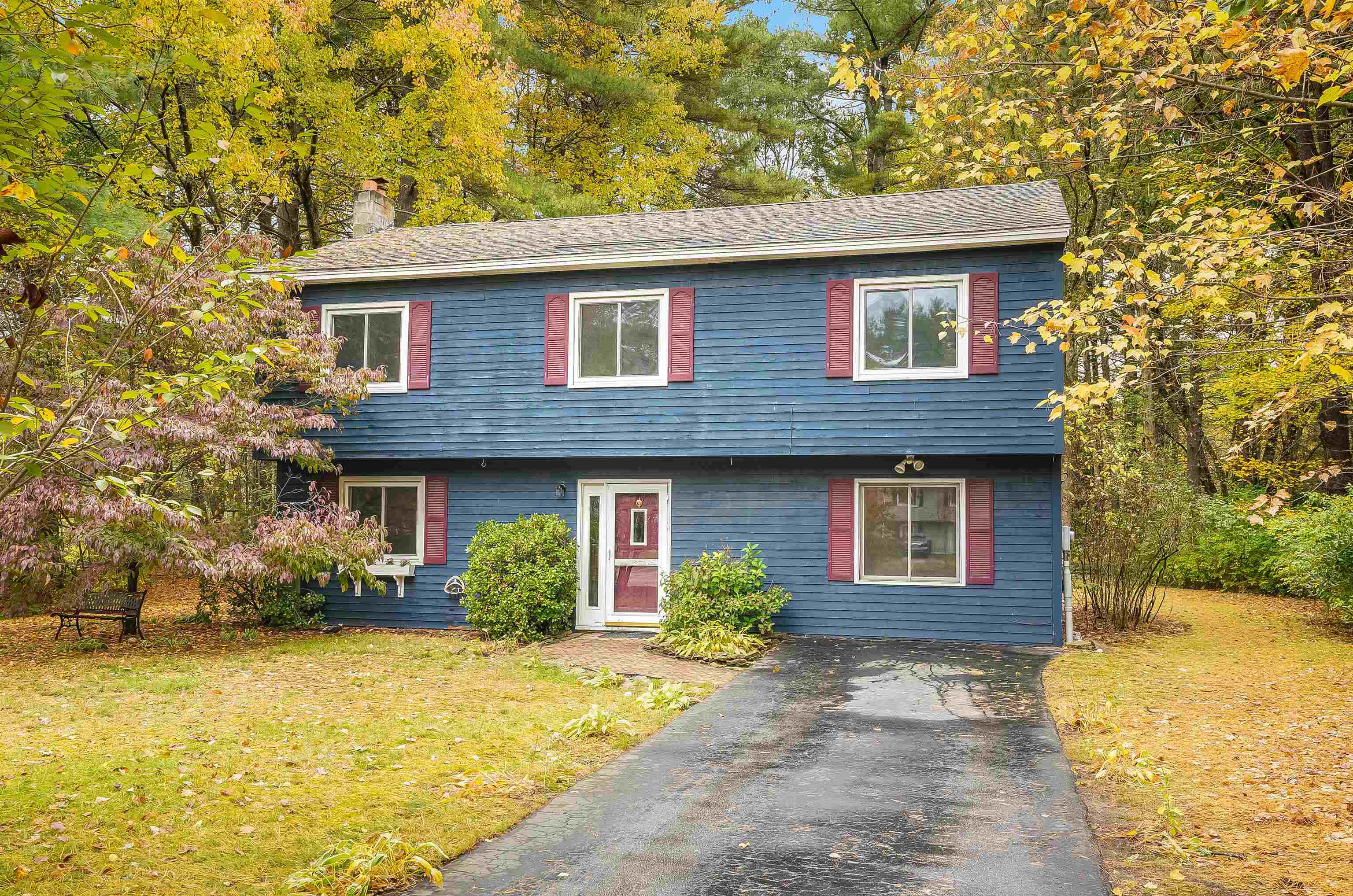 MLS 5065847: 8 Iroquois Circle, Londonderry NH