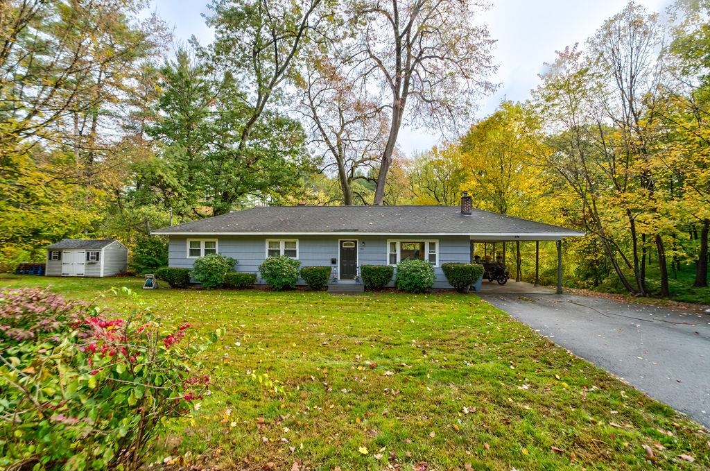 MLS 5065871: 40 Turkey Hill Road, Merrimack NH