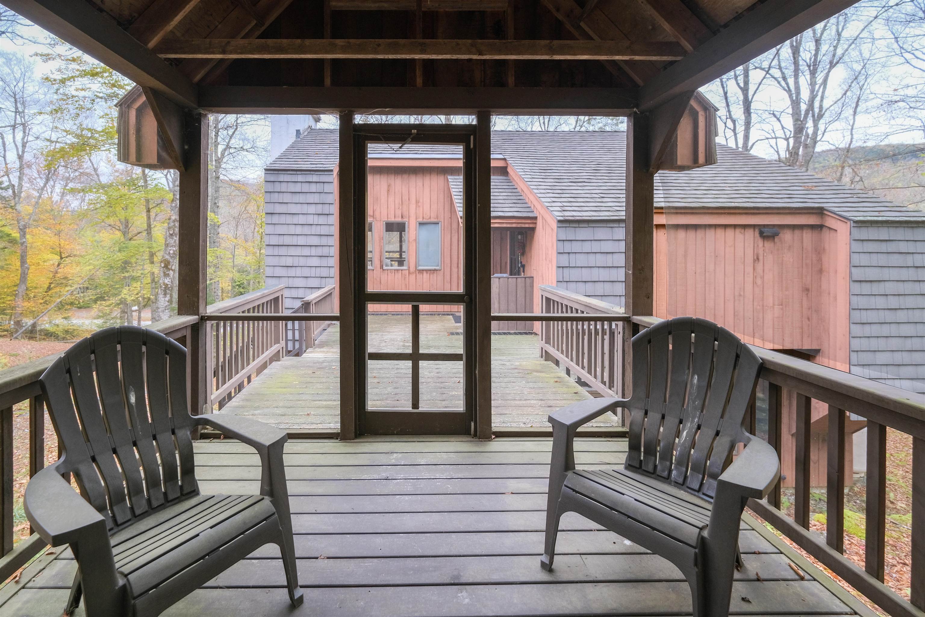 Great screened porch area 24276183