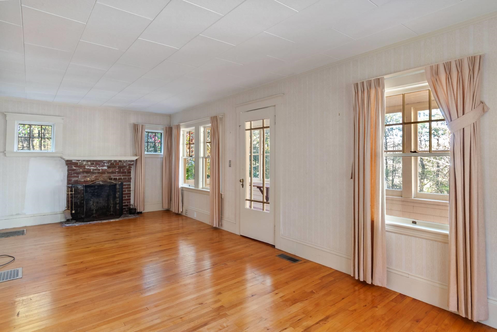 Front Room With Fireplace