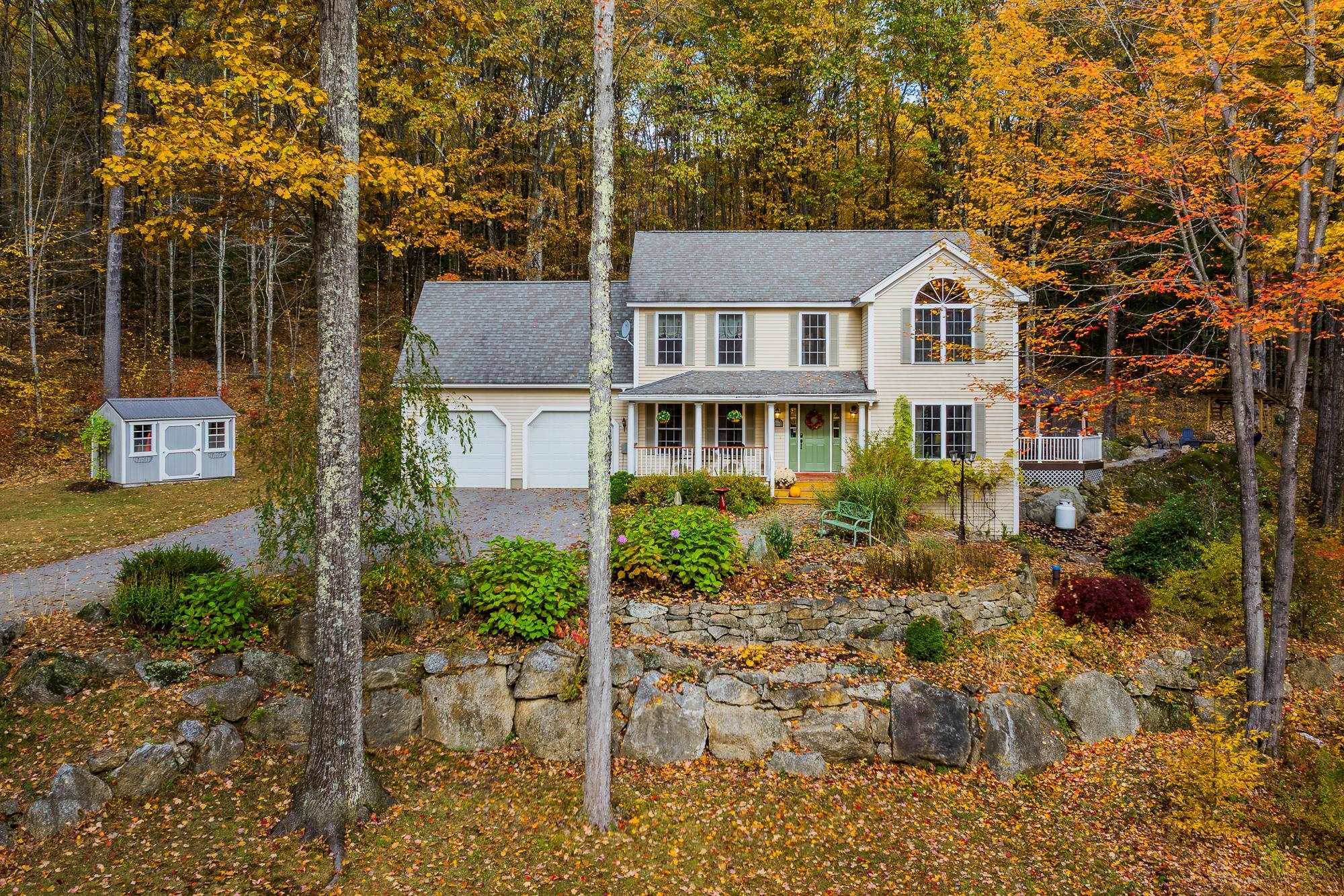 NEWBURY NH Home for sale $$630,000 | $329 per sq.ft.