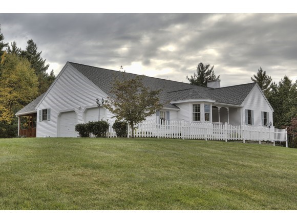 Homes for sale in Tyngsboro, MA | 9 Jamie Wy, Tyngsboro, MA 01879 | MLS# 4388898