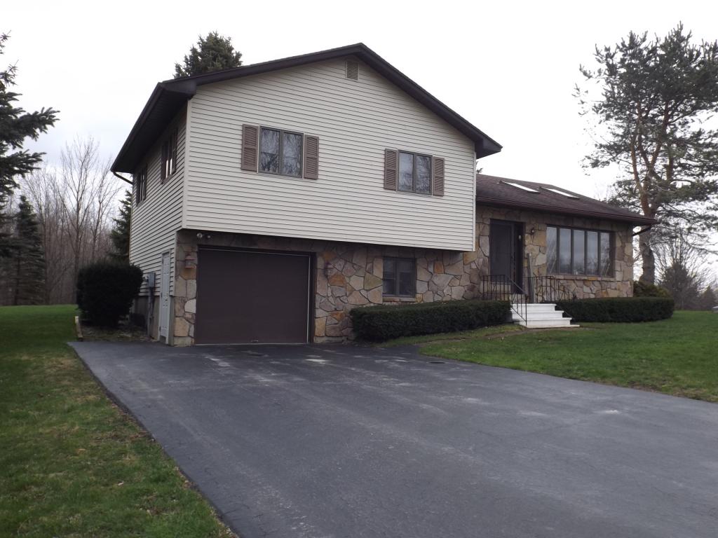 Homes for sale in Saint Albans, VT | 6 Meadowbrook Ln, Saint Albans, VT 05478 | MLS# 4488990