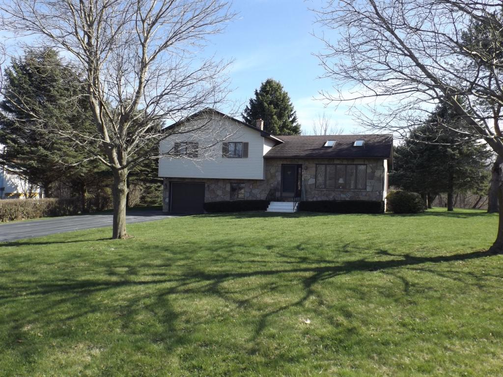 Homes for sale in Saint Albans, VT | 6 Meadowbrook Ln, Saint Albans, VT 05478 | MLS# 4488990