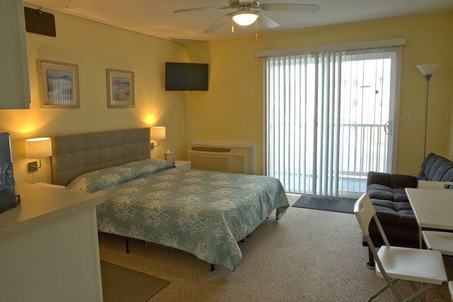 Photo of 6 Ashworth Avenue Hampton NH 03842