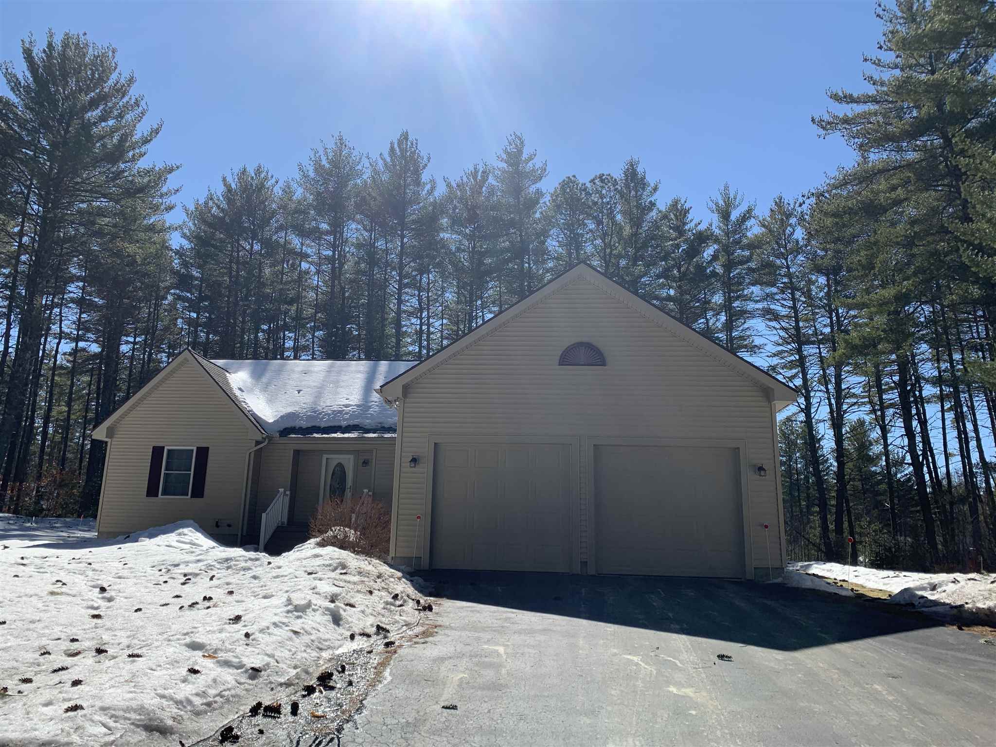 Homes for sale in Center Ossipee, NH | 21 Barrington Cir, Center Ossipee, NH 03814 | MLS# 4851185