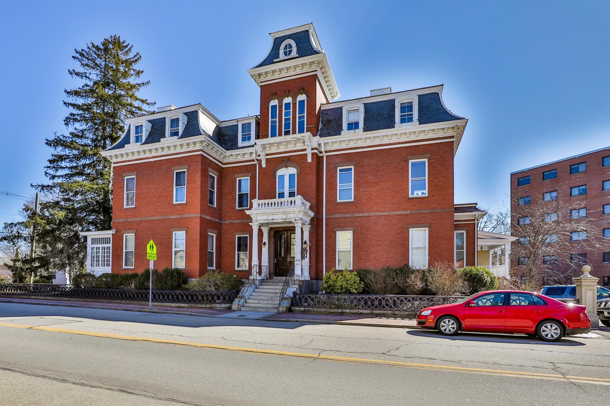 Photo of 241 Middle Street Portsmouth NH 03801