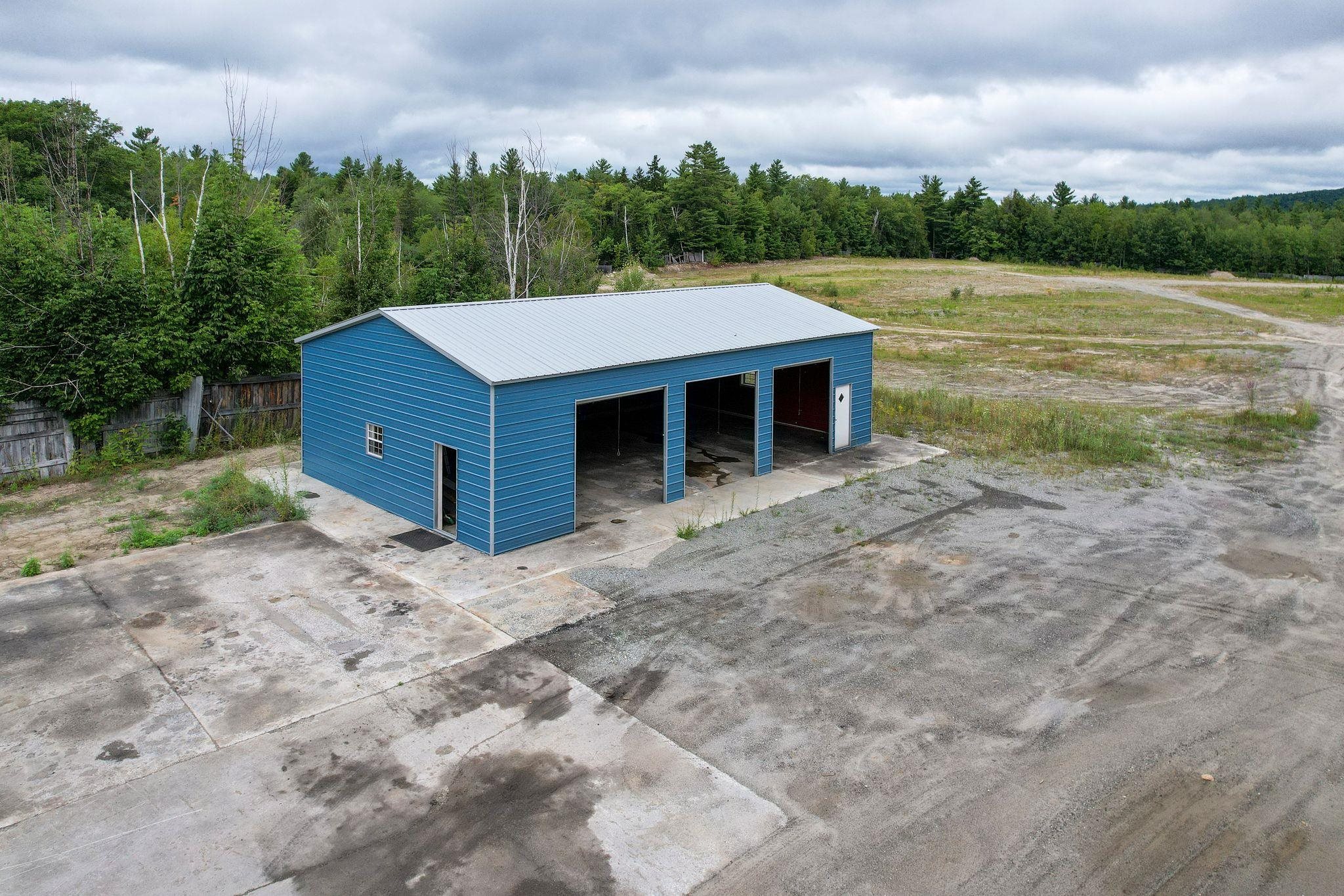 New 3 Bay Garage 19153439