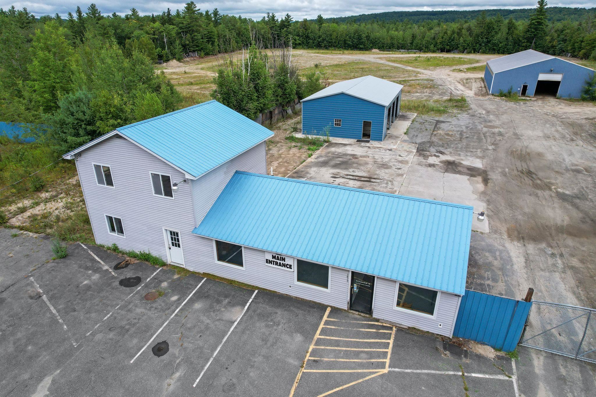 Front of Main Entrance 19153441