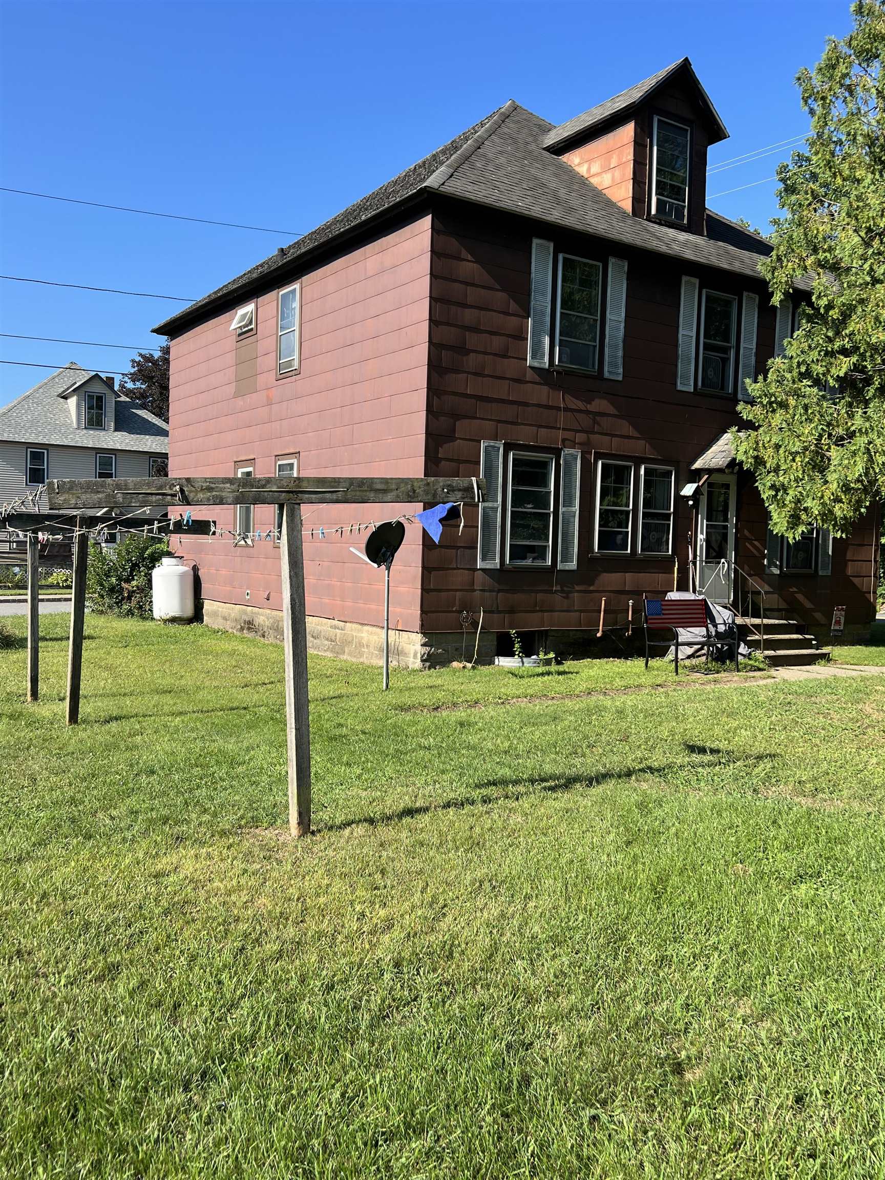 Homes for sale in Brattleboro, VT | 556 South Main St, Brattleboro, VT 05301 | MLS# 4926981