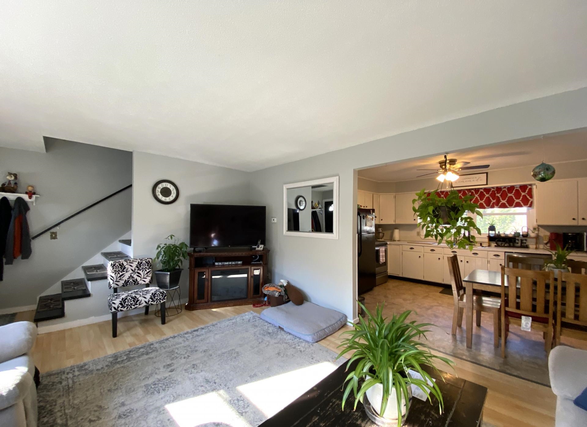 Homes for sale in Readsboro, VT | 390 Tunnel St, Readsboro, VT 05350 | MLS# 4949874