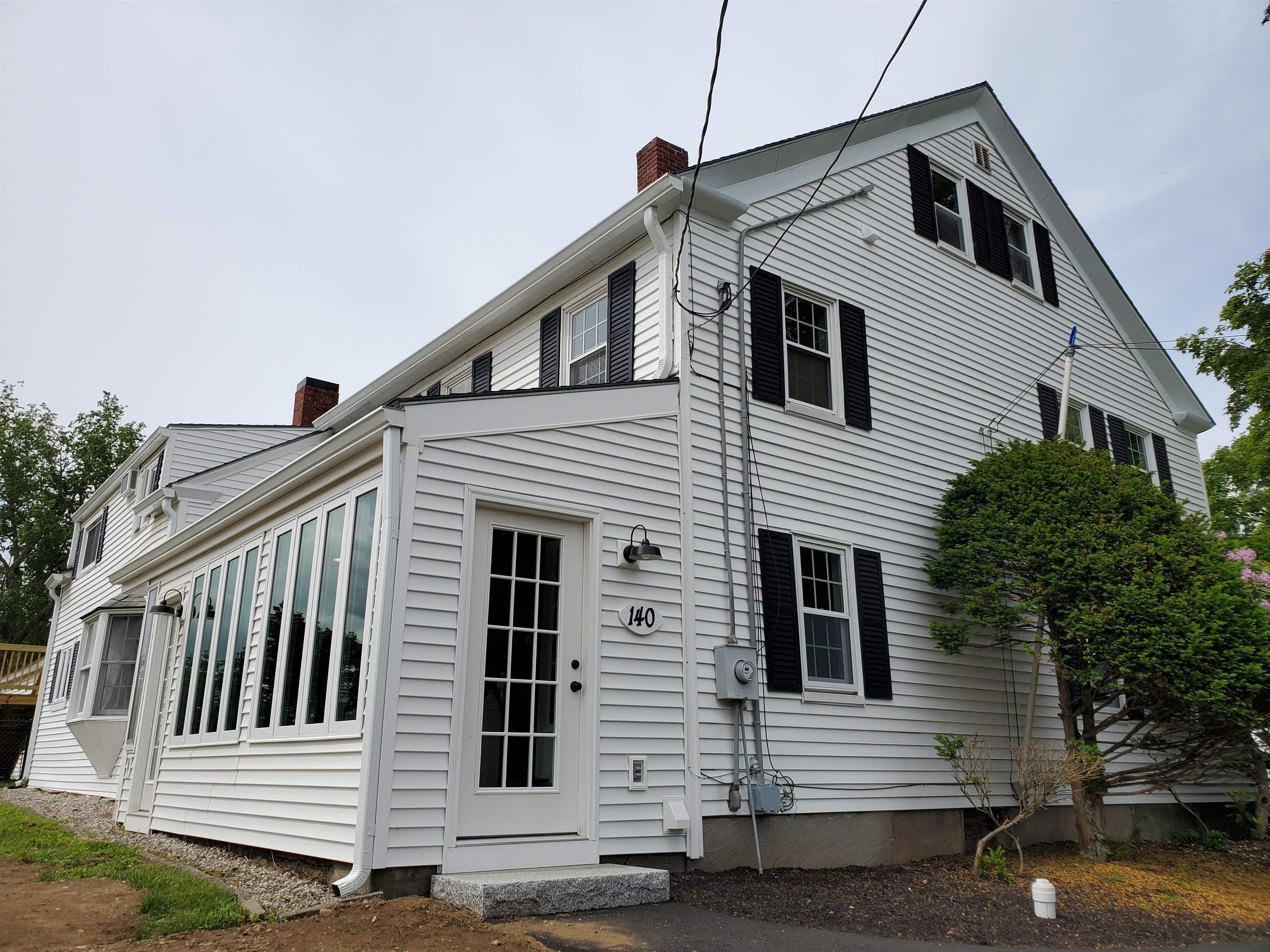 Photo of 140 Pleasant Street Epping NH 03042
