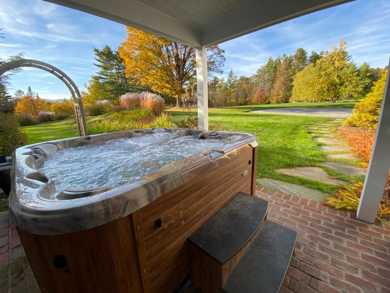 Homes for sale in Londonderry, VT | 207 Brooks Ln, Londonderry, VT 05148 | MLS# 4971327